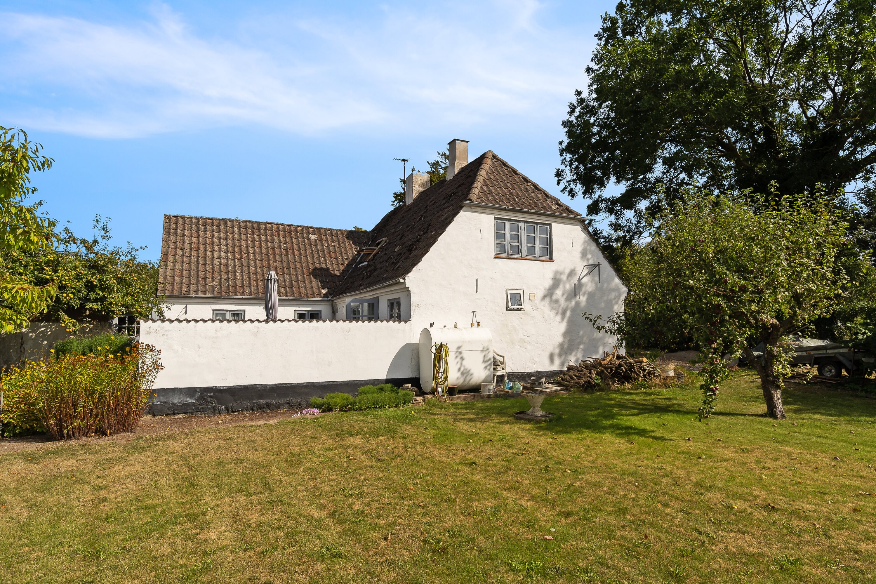 Fremhævet set fra haven billede i fuldskærmstilstand. Billede af Chr. Richardtsvej 42, Ørsted, 5620 Glamsbjerg