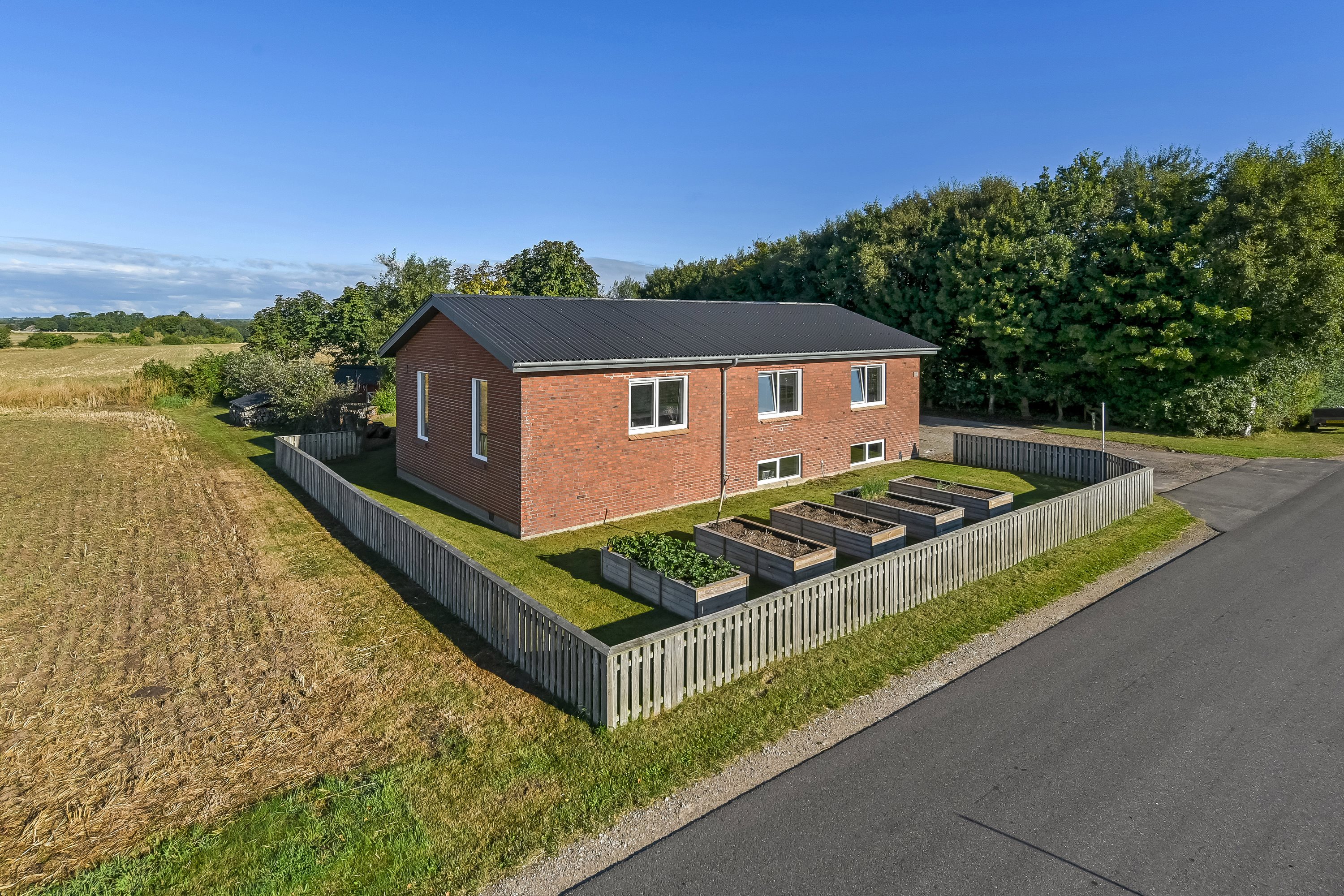 Fremhævet ejendommen billede i fuldskærmstilstand. Billede af Klosterhedevej 16, Gudum, 7620 Lemvig