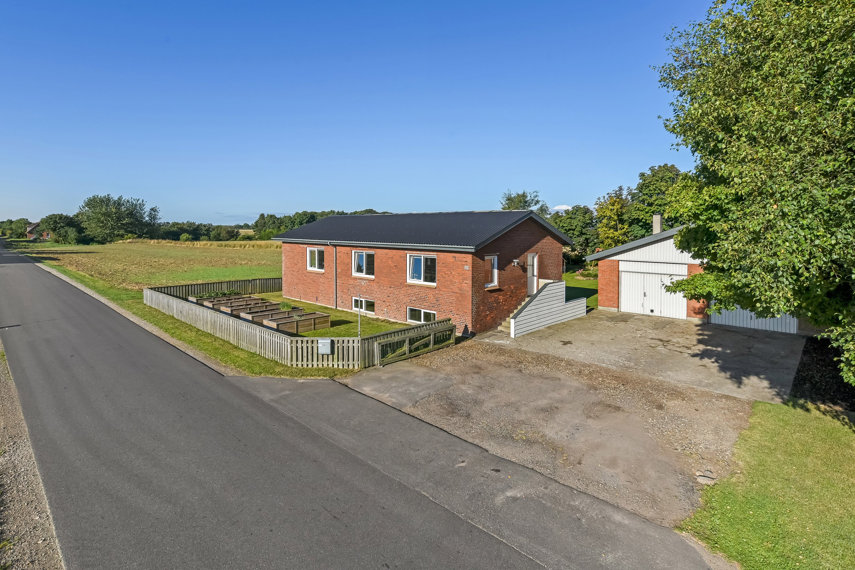 Fremhævet ejendommen billede i fuldskærmstilstand. Billede af Klosterhedevej 16, Gudum, 7620 Lemvig