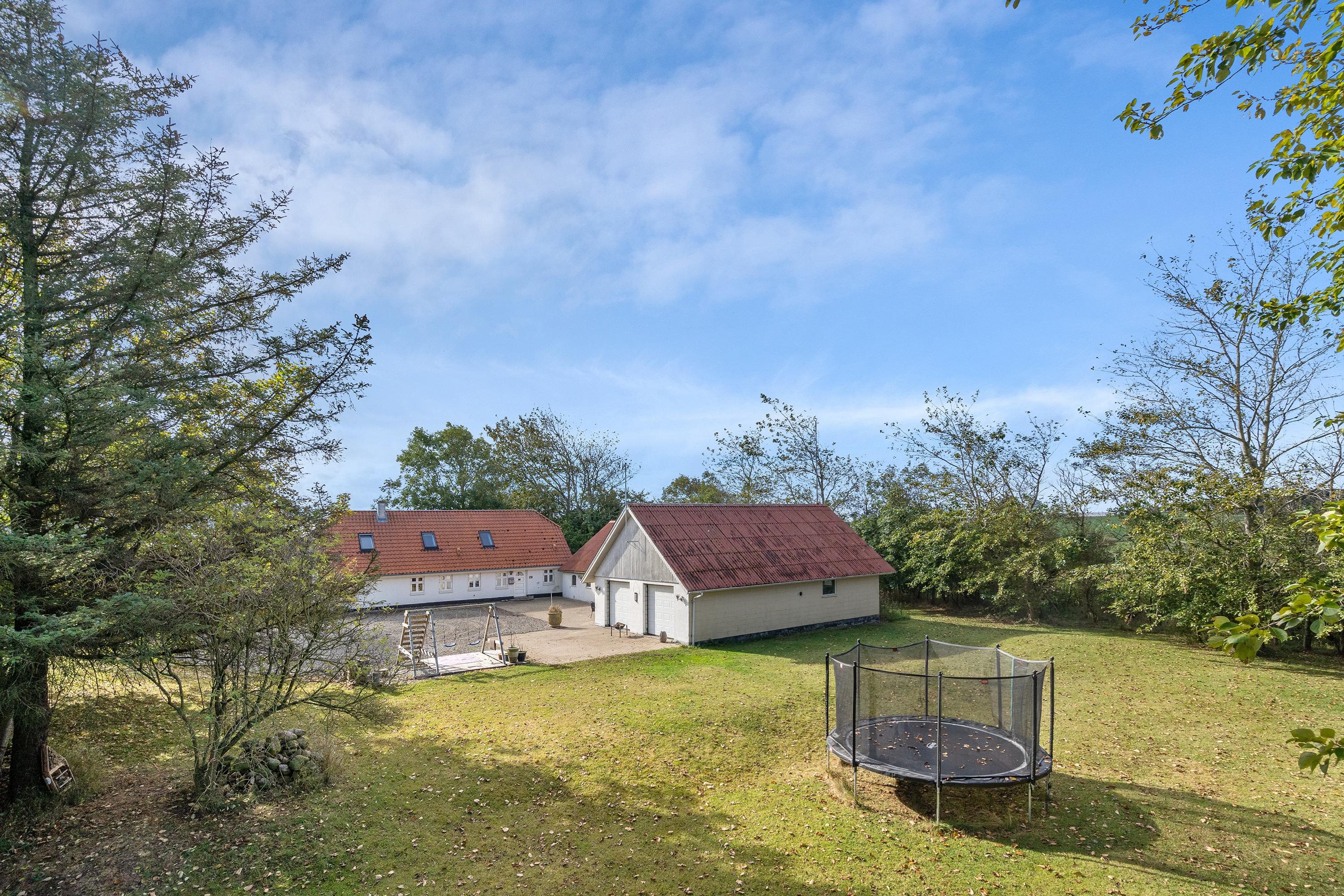 Miniaturebillede 2: ejendommen. Billede af Krustruphedevej 25, 9800 Hjørring