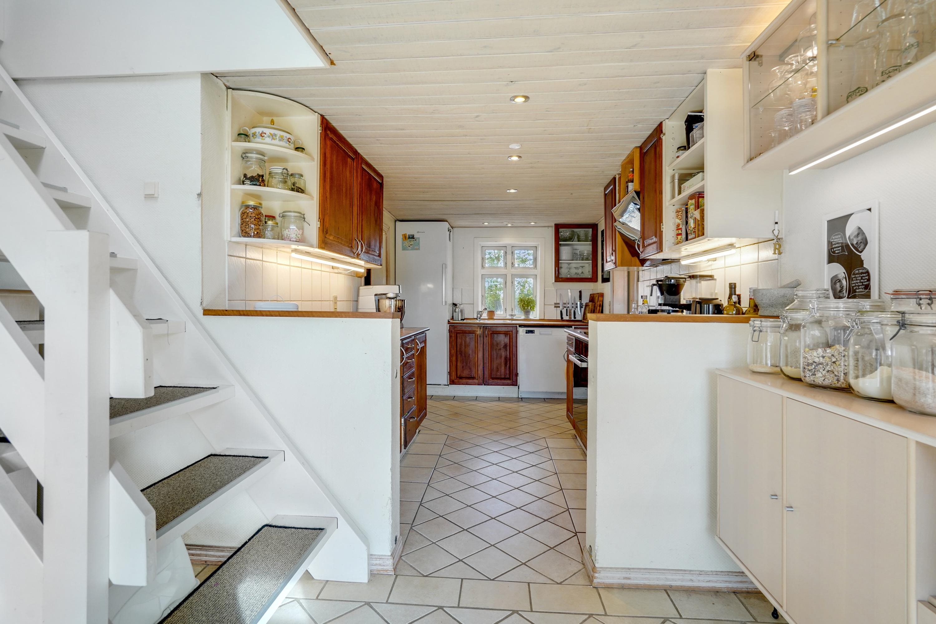 Fremhævet gang billede i fuldskærmstilstand. Billede af Krustruphedevej 25, 9800 Hjørring