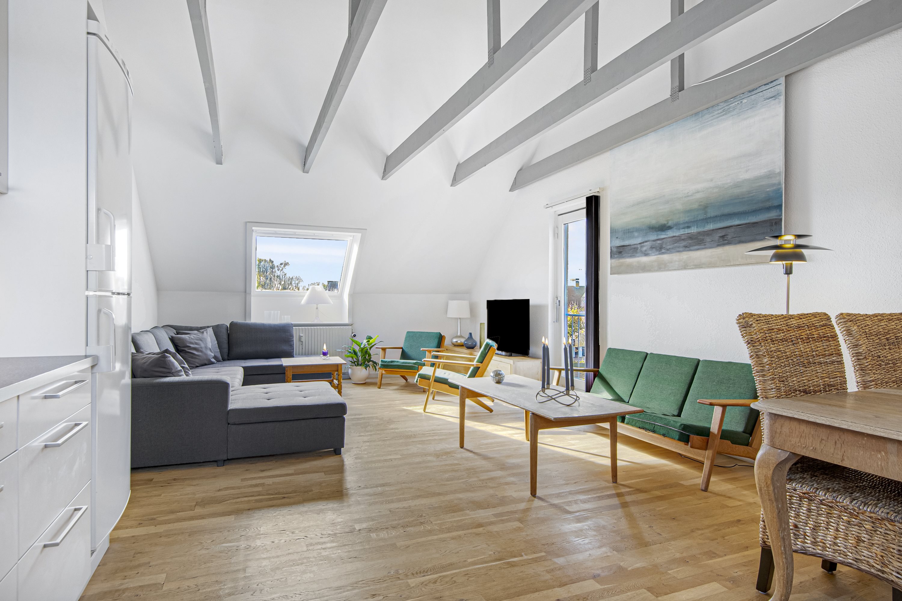 Fremhævet stue billede i fuldskærmstilstand. Billede af Svalegårdsvej 29, 2. th., 9000 Aalborg