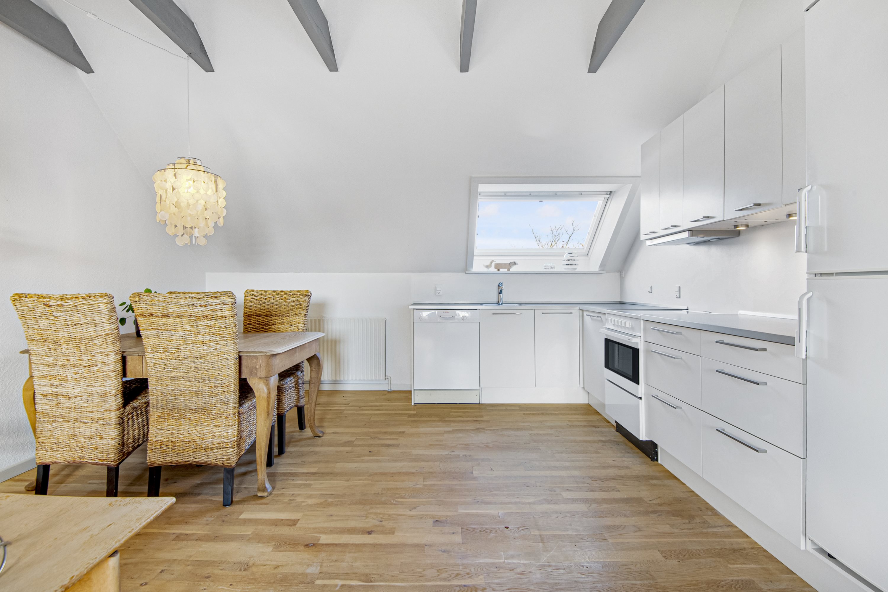 Miniaturebillede 2: køkken. Billede af Svalegårdsvej 29, 2. th., 9000 Aalborg