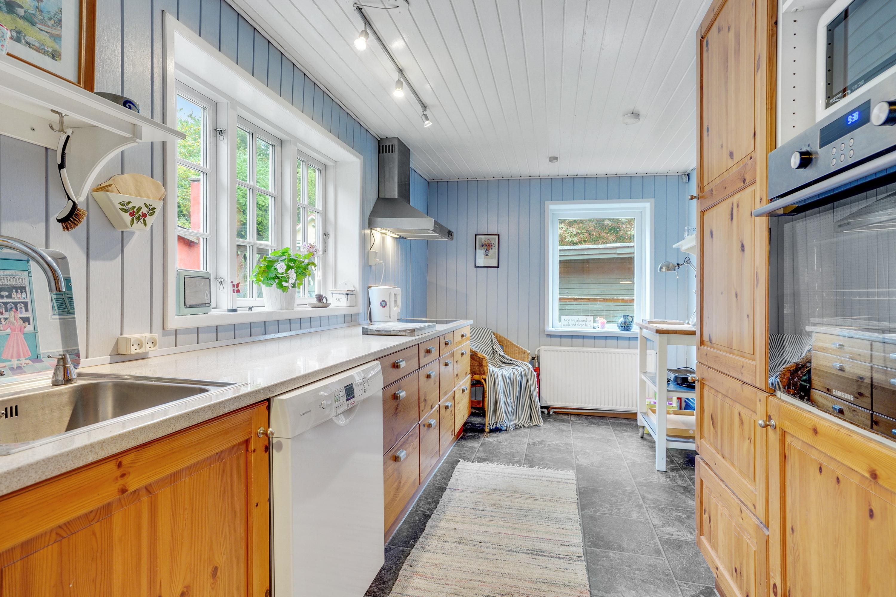 Miniaturebillede 2: køkken. Billede af Kirkevej 265, Tolne, 9870 Sindal