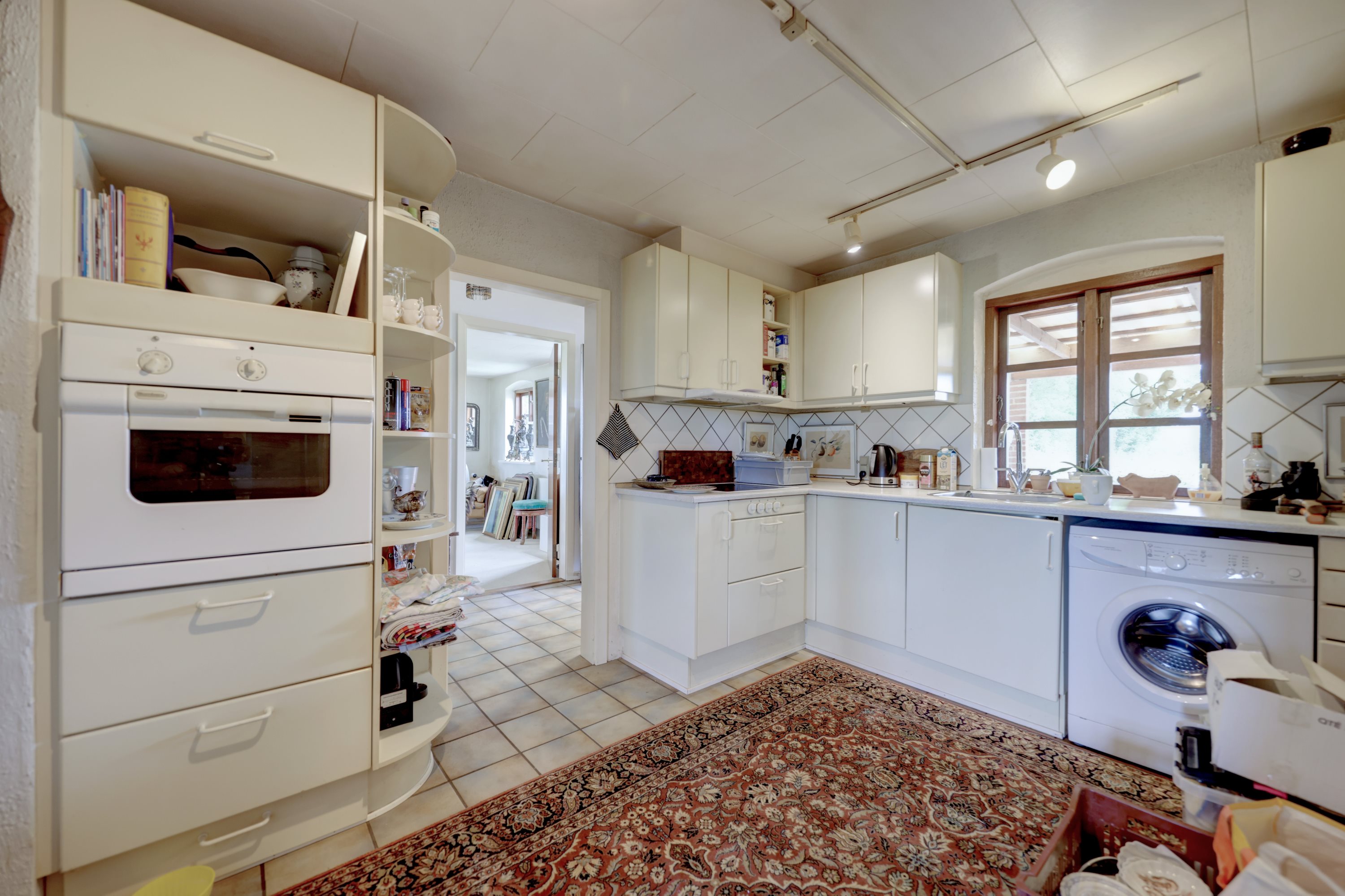 Fremhævet køkken billede i fuldskærmstilstand. Billede af Faarevejle Alle 1, Faarevejle, 5900 Rudkøbing