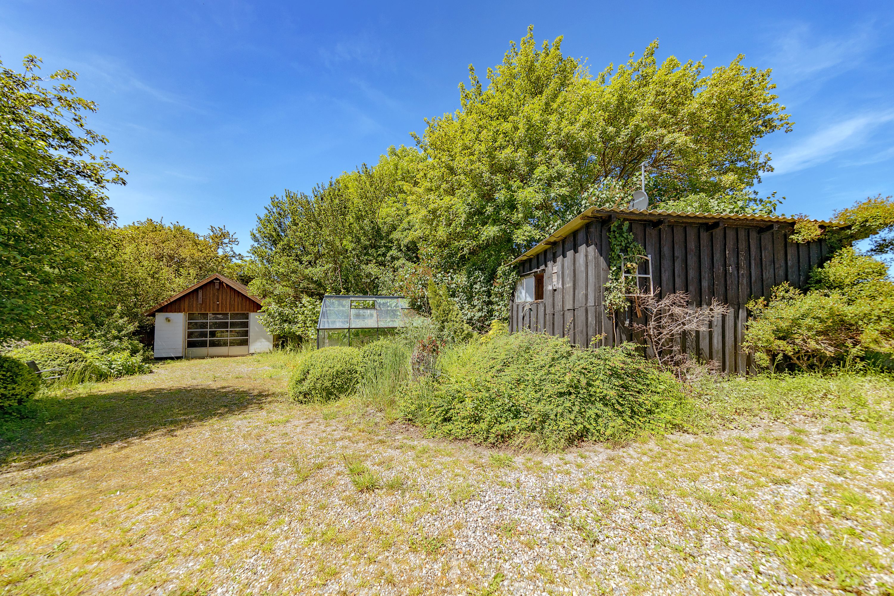 Fremhævet baghave billede i fuldskærmstilstand. Billede af Faarevejle Alle 1, Faarevejle, 5900 Rudkøbing