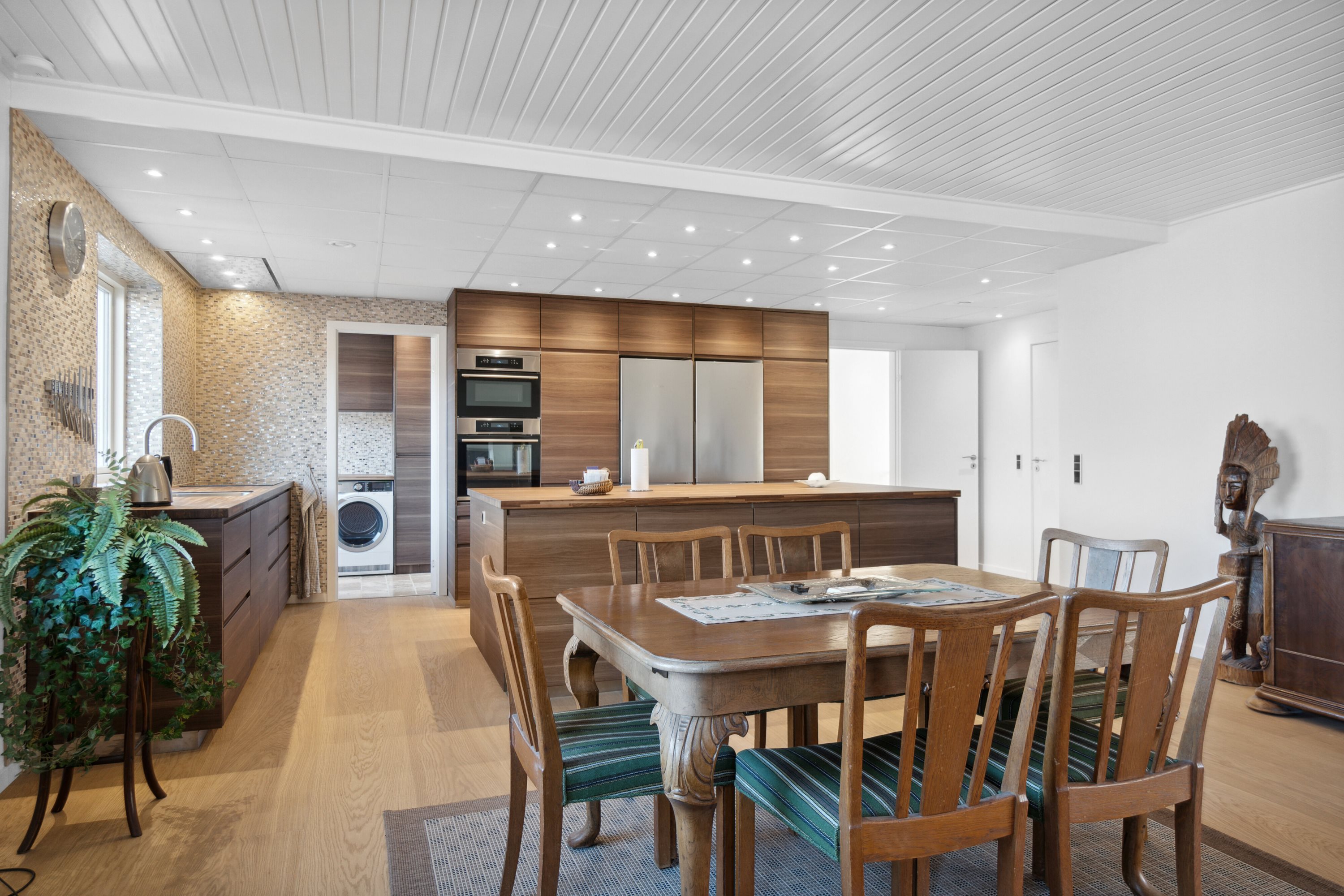 Fremhævet spisestue billede i fuldskærmstilstand. Billede af Struervej 35, 1., 7500 Holstebro