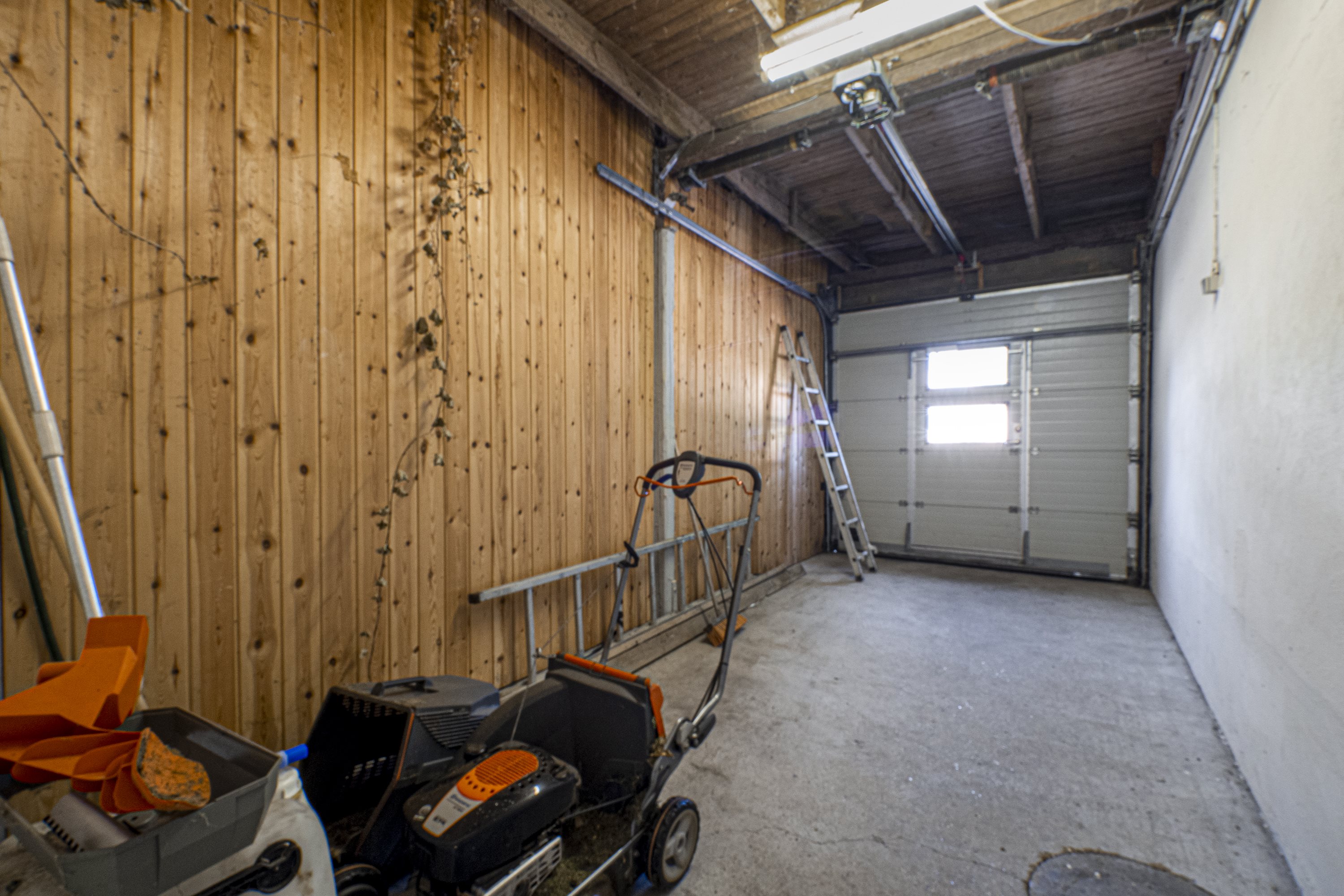 Fremhævet garage billede i fuldskærmstilstand. Billede af Dråbystræde 30, Sønder Dråby, 7900 Nykøbing M