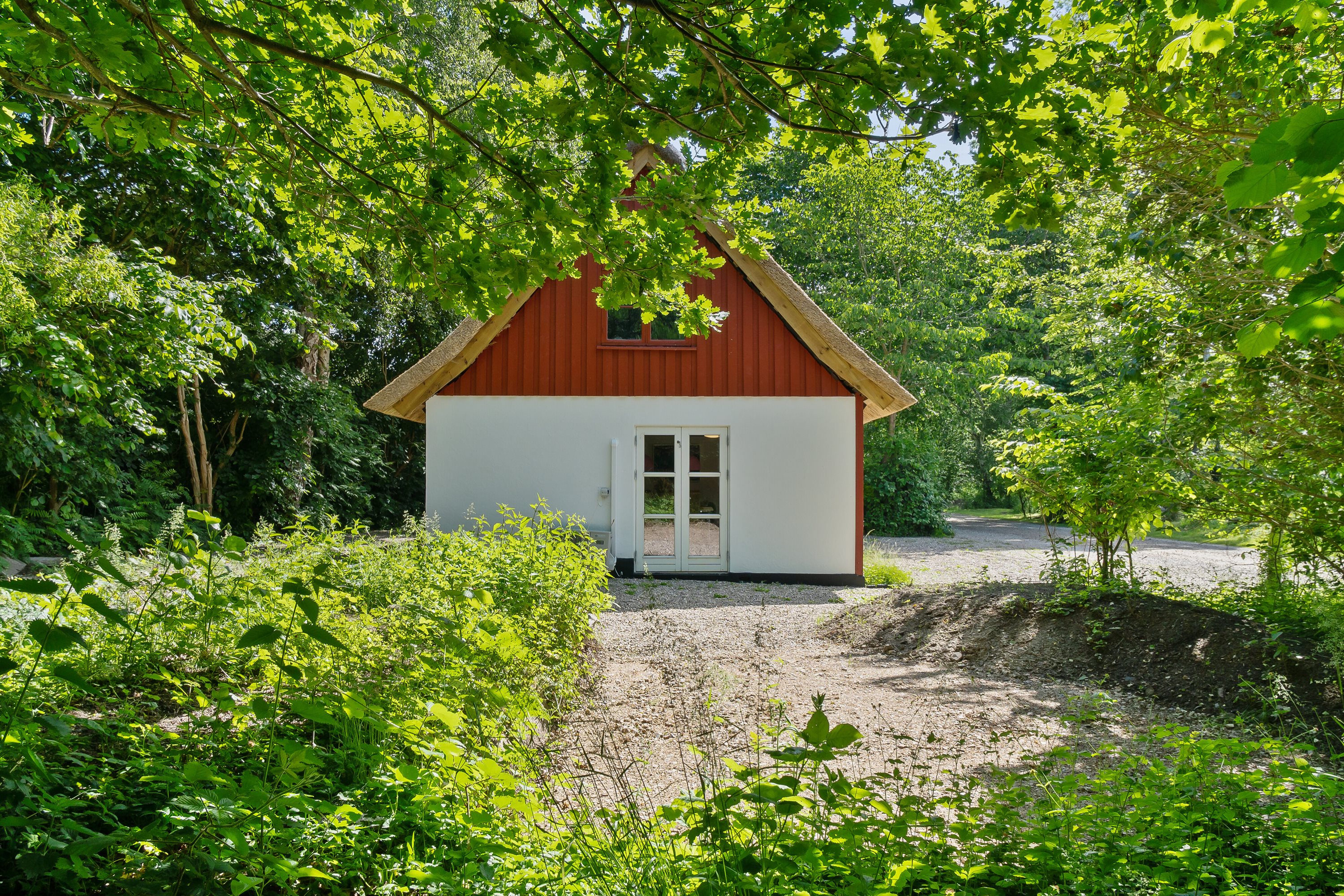 Miniaturebillede 2: set fra haven. Billede af Skovløbervej 6, Klint, 4500 Nykøbing Sj