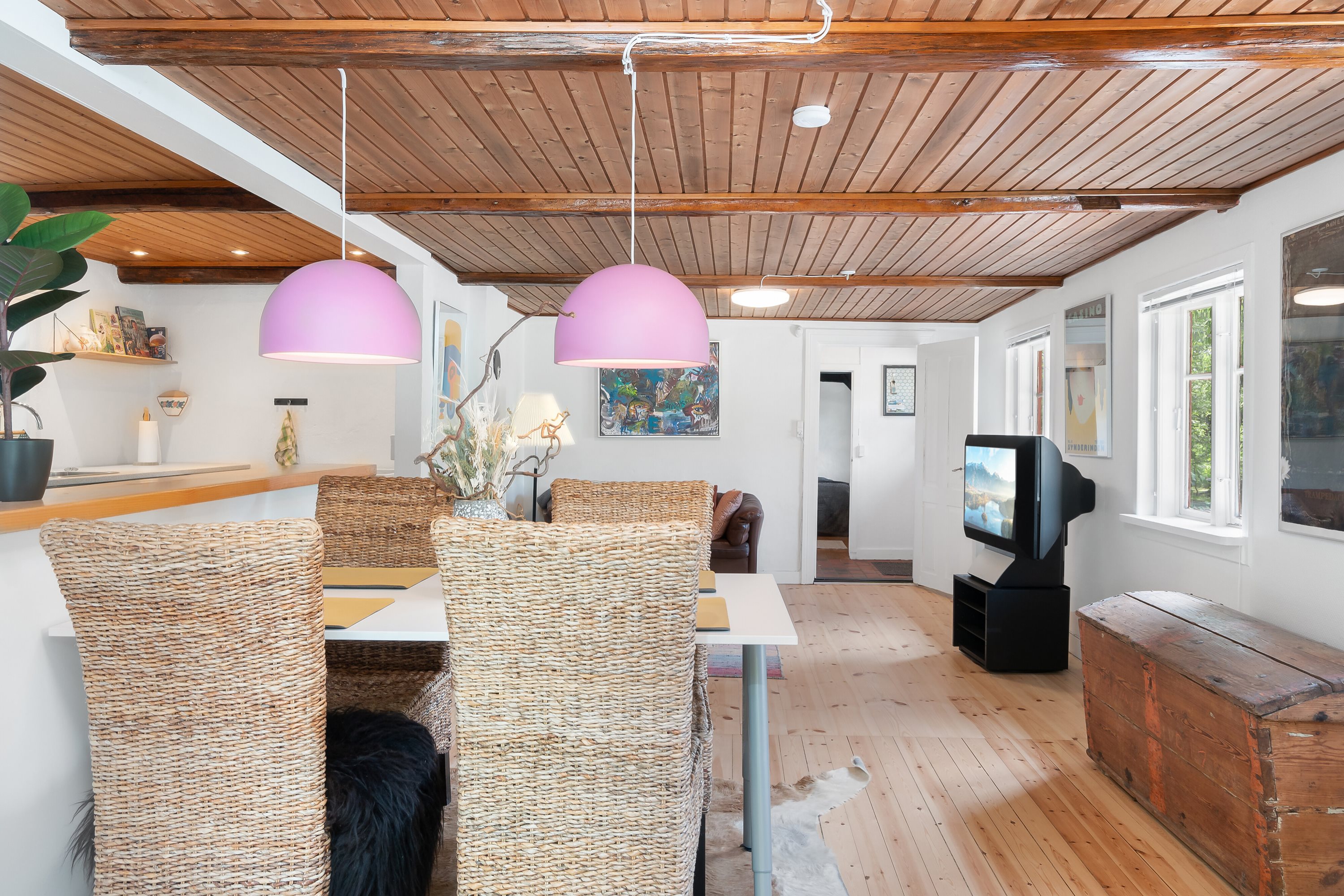 Fremhævet spisestue billede i fuldskærmstilstand. Billede af Skovløbervej 6, Klint, 4500 Nykøbing Sj