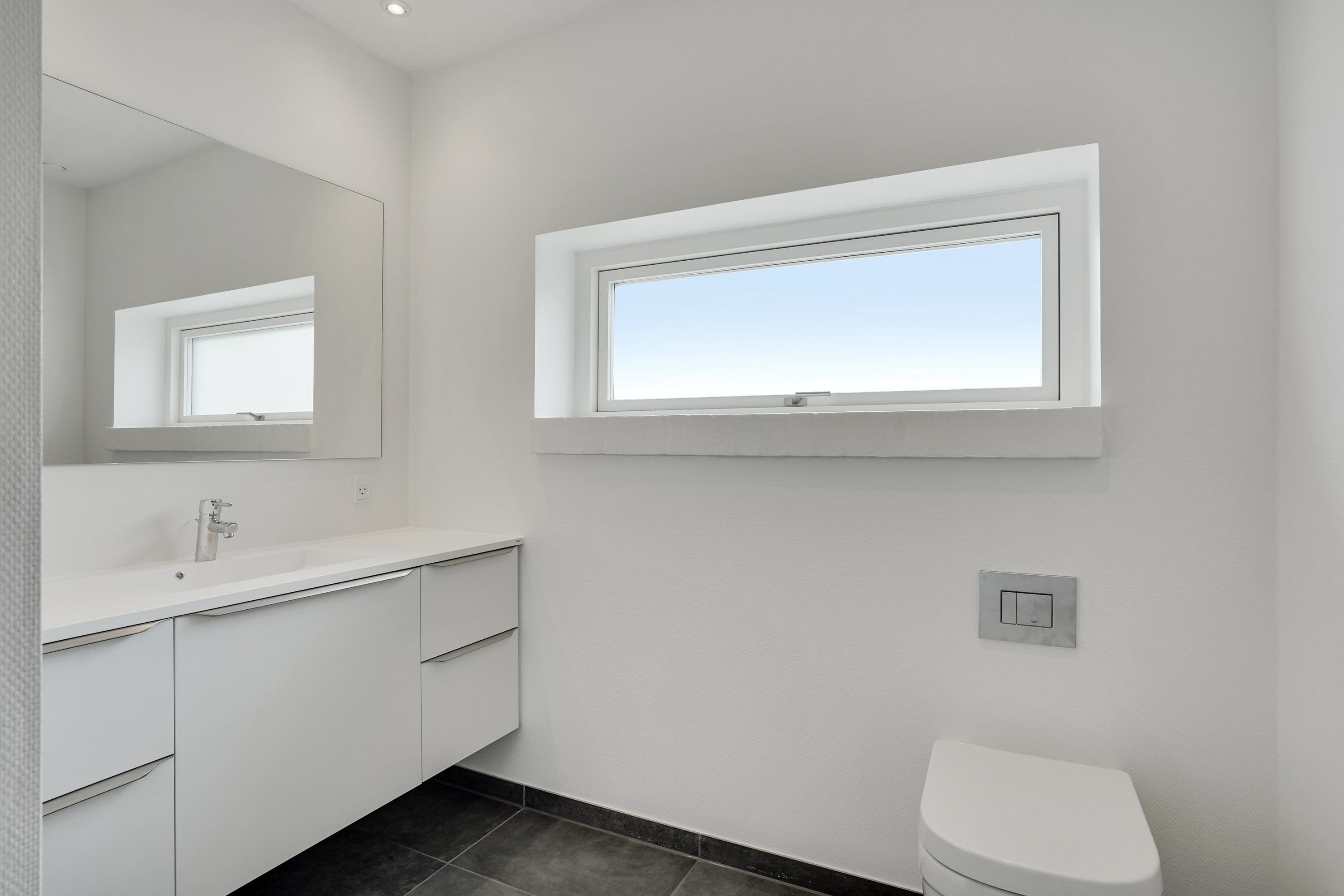 Fremhævet badeværelse billede i fuldskærmstilstand. Billede af Mommarkvej 346, Tandslet, 6470 Sydals