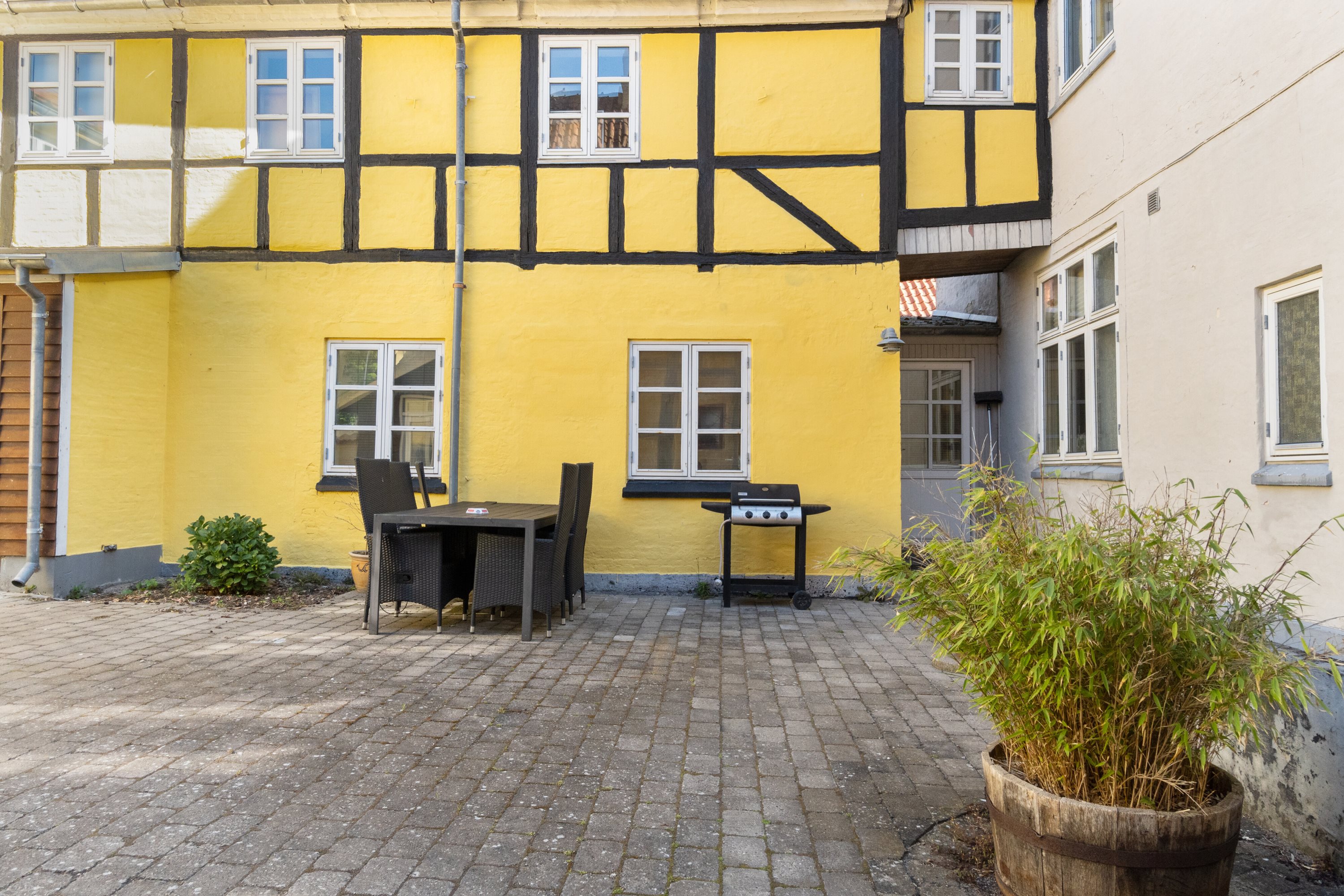 Fremhævet terrasse billede i fuldskærmstilstand. Billede af Korsgade 13, st.., 5610 Assens