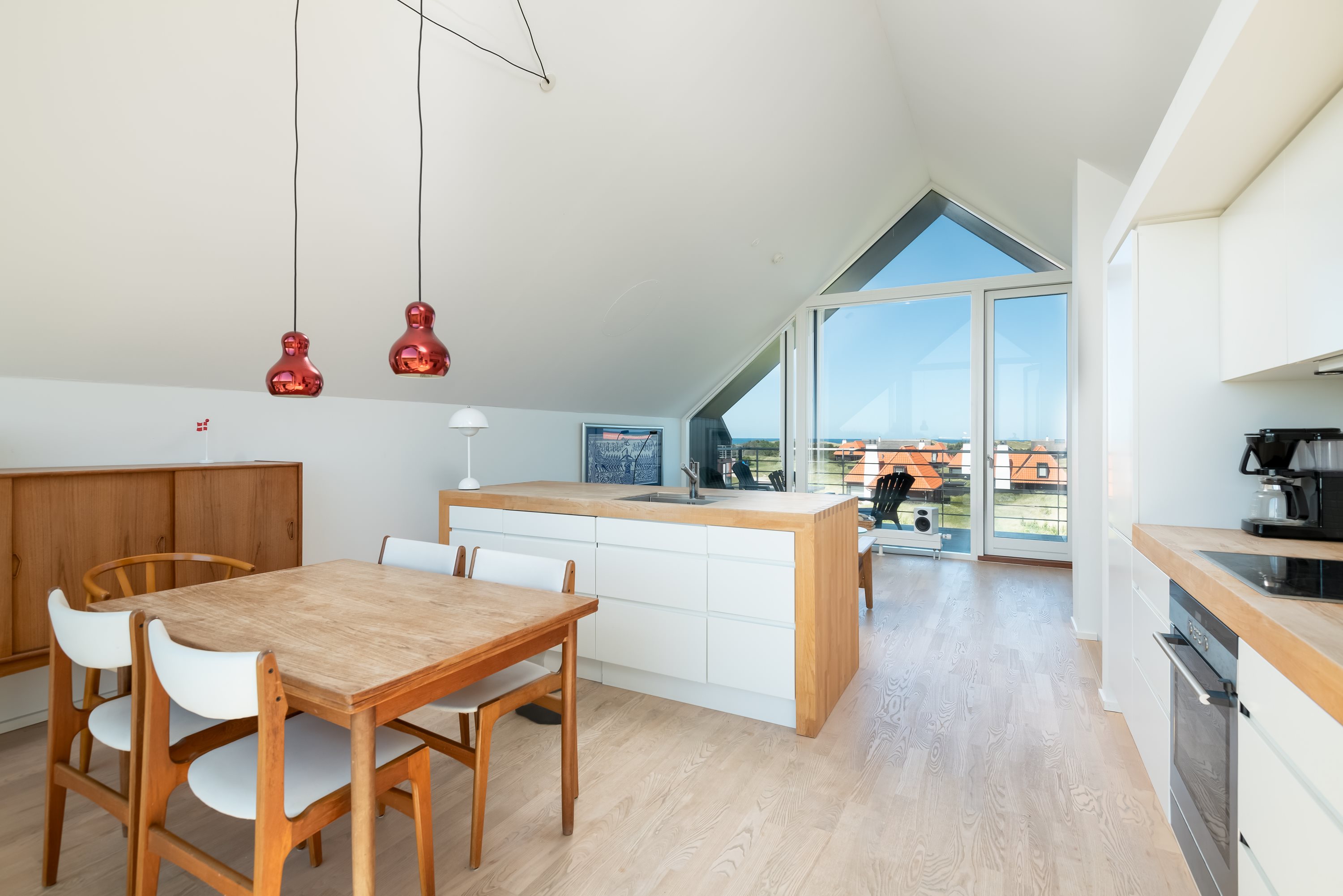 Fremhævet køkken billede i fuldskærmstilstand. Billede af Strandklit 138, 9990 Skagen