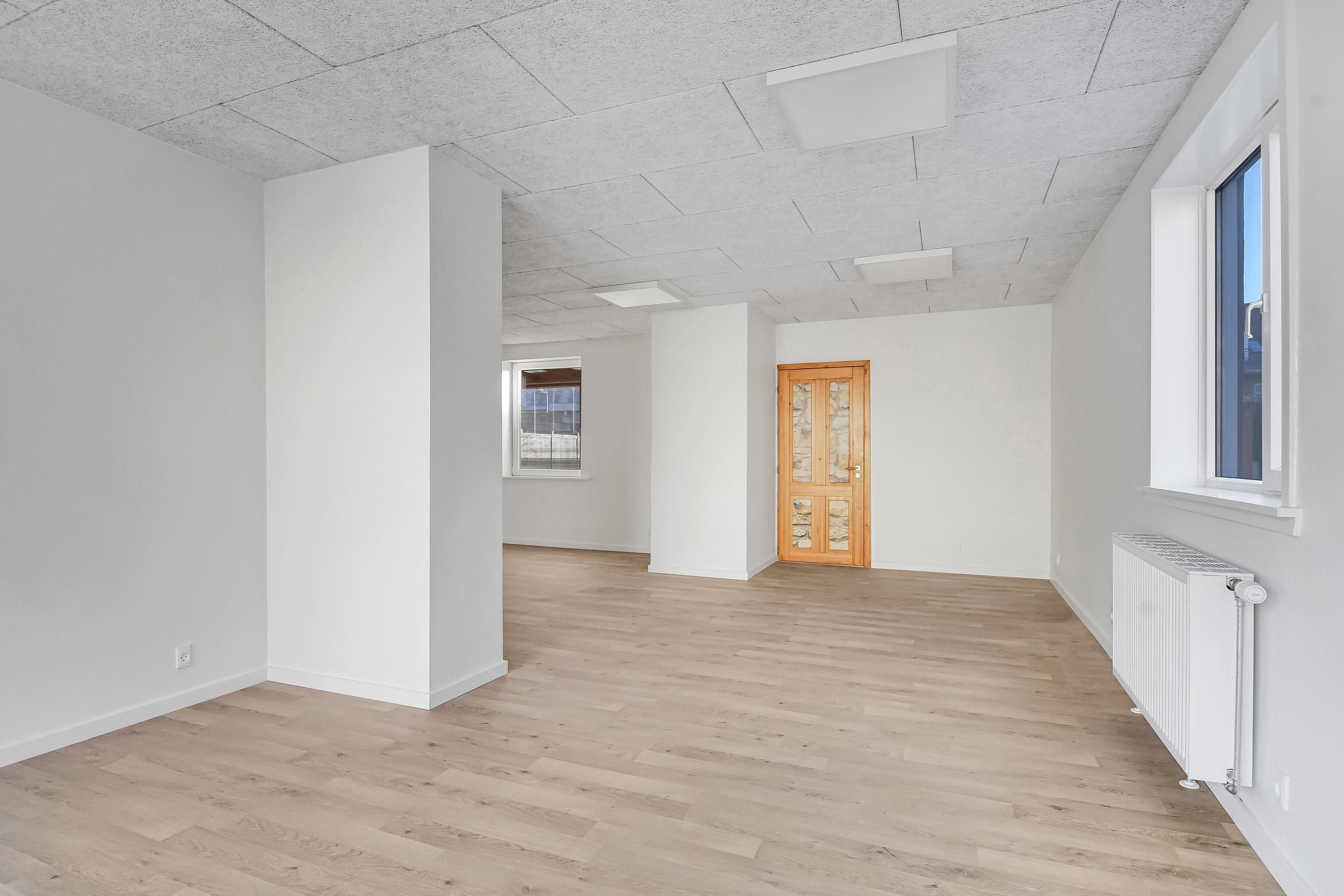 Fremhævet stue billede i fuldskærmstilstand. Billede af Holmegade 10, 6990 Ulfborg