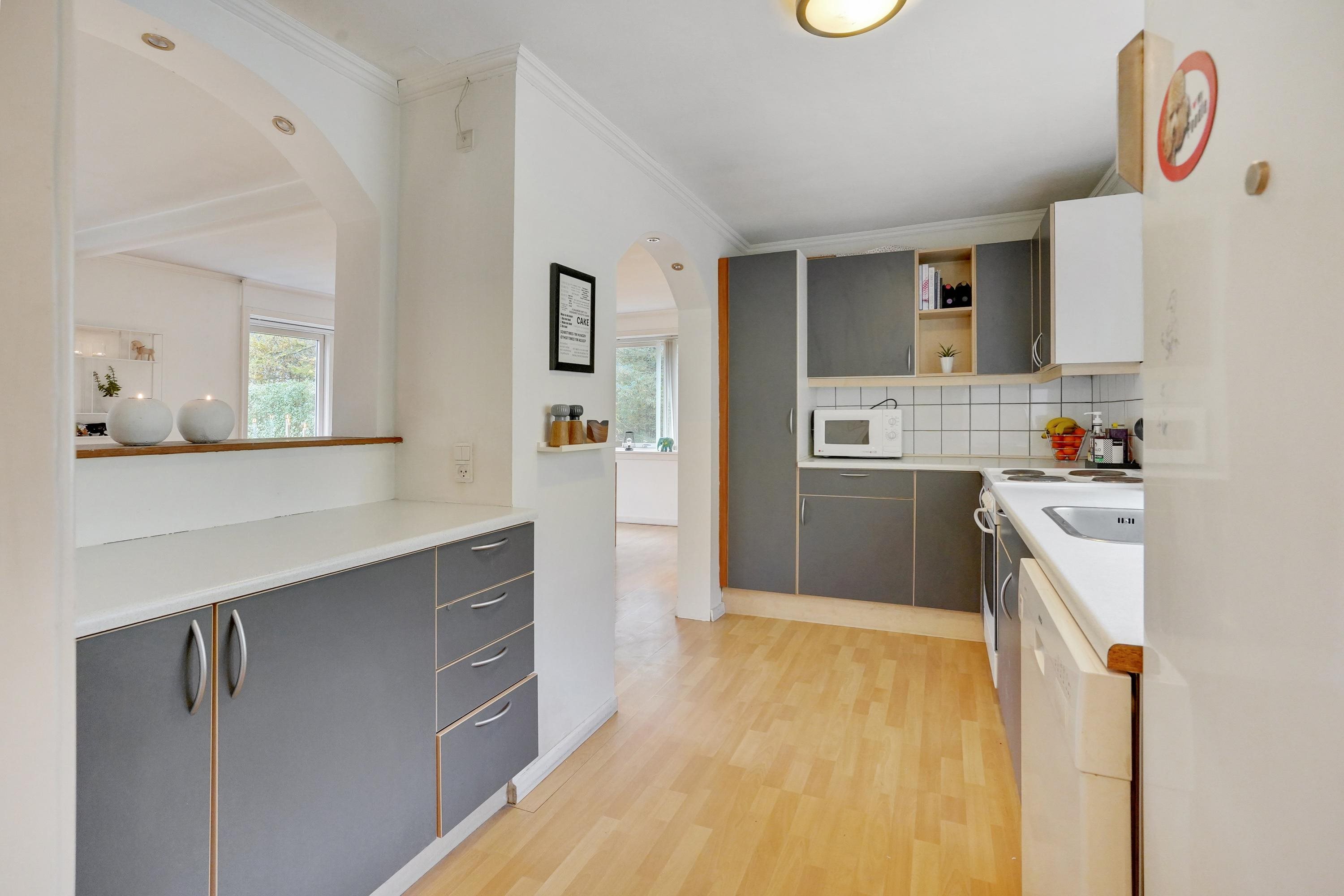 Miniaturebillede 2: køkken. Billede af Næskærbrovej 5, Gølstrup, 9480 Løkken