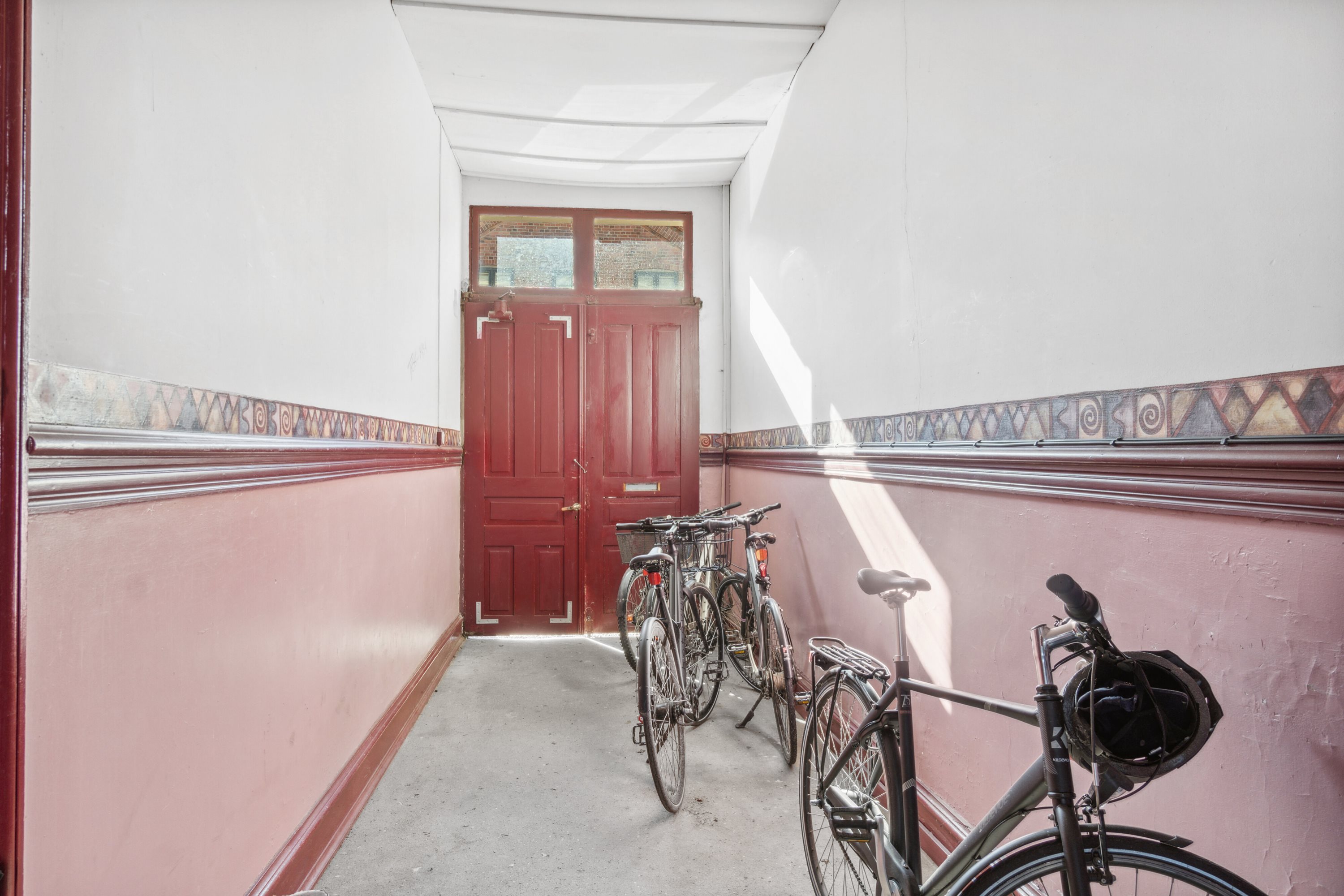 Fremhævet gang billede i fuldskærmstilstand. Billede af Skt. Knuds Gade 14B, 5000 Odense C