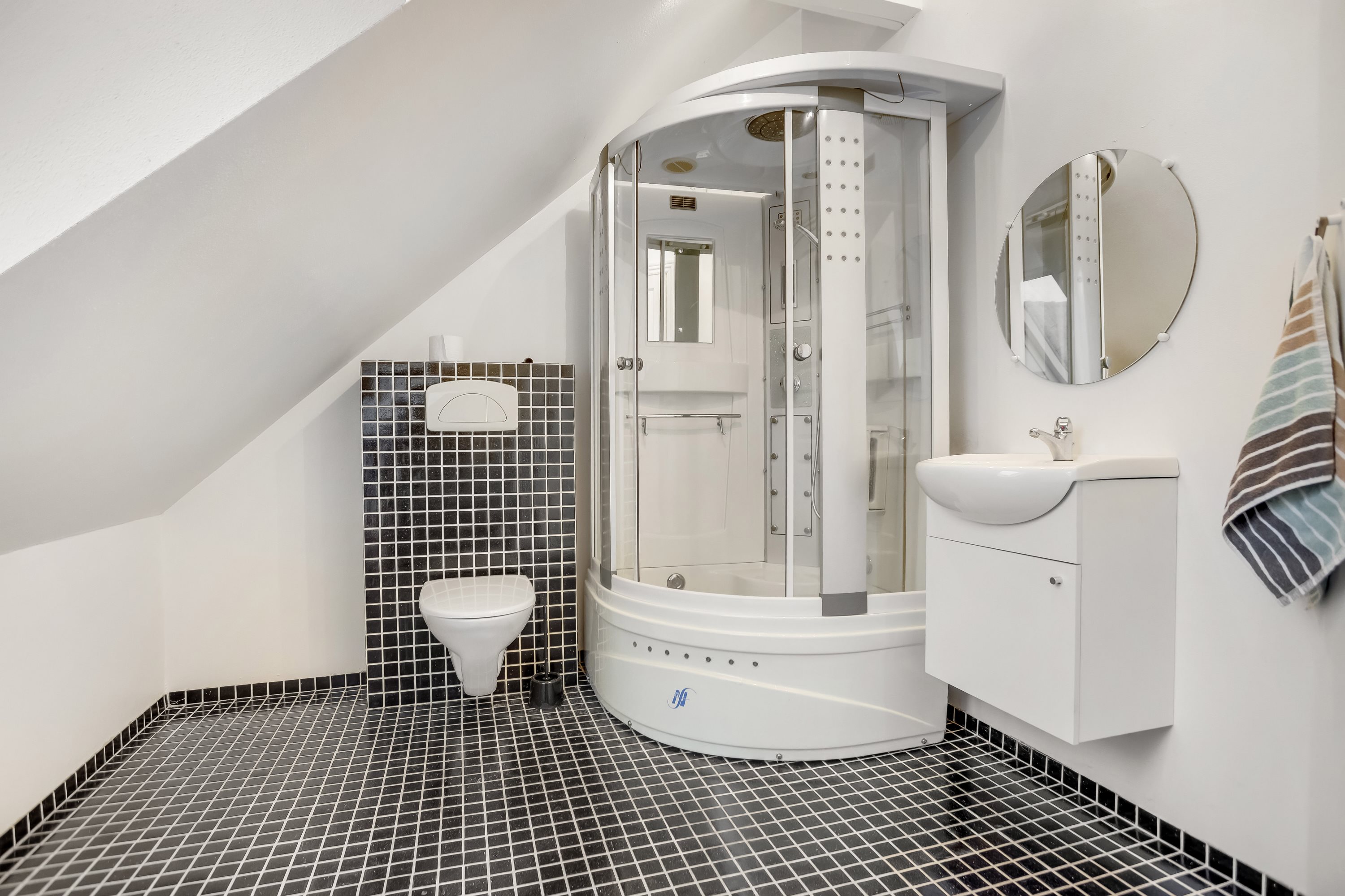 Fremhævet badeværelse billede i fuldskærmstilstand. Billede af Hygumvej 19, Hygum, 7300 Jelling