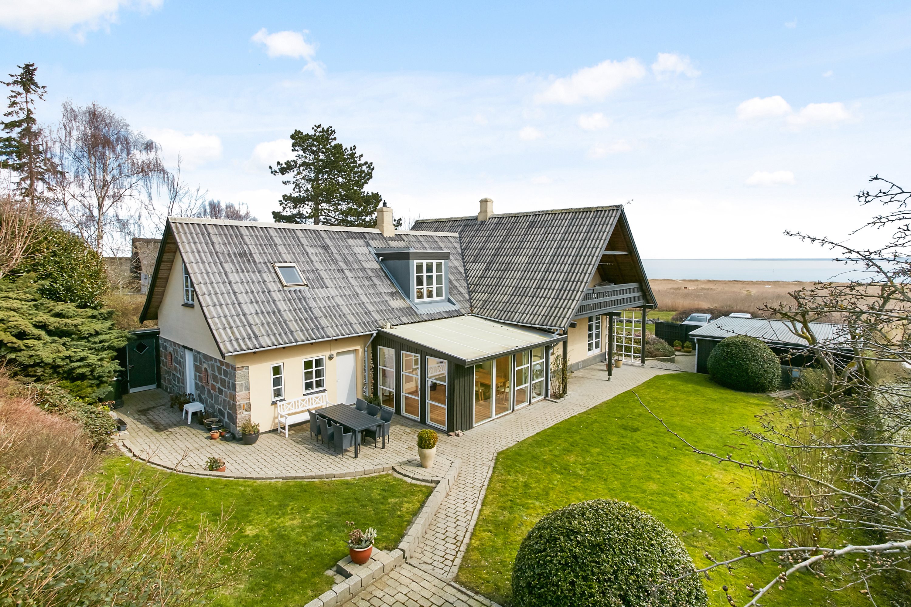 Miniaturebillede 2: mastefoto. Billede af Snaptun Strandvej 4, Snaptun, 7130 Juelsminde