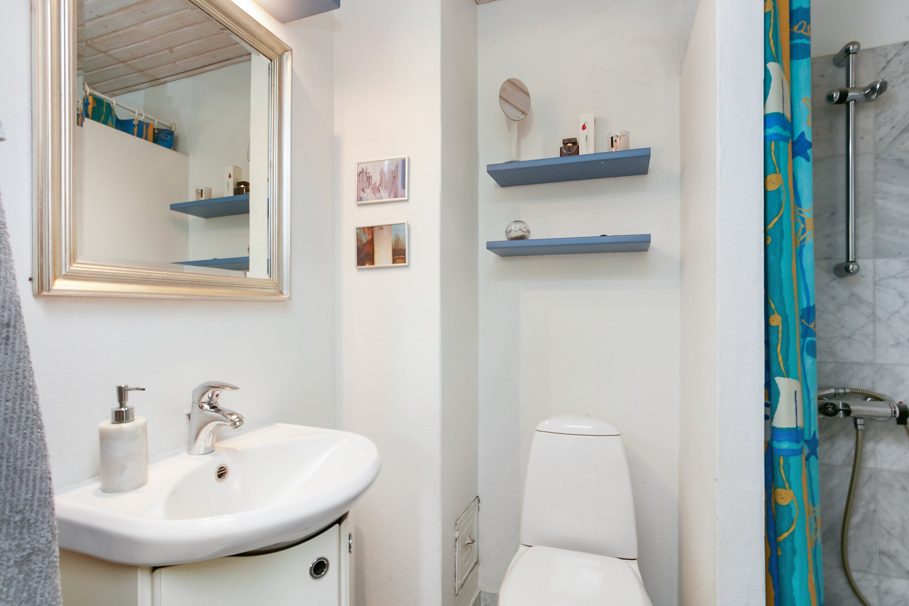 Fremhævet badeværelse billede i fuldskærmstilstand. Billede af Snaptun Strandvej 4, Snaptun, 7130 Juelsminde