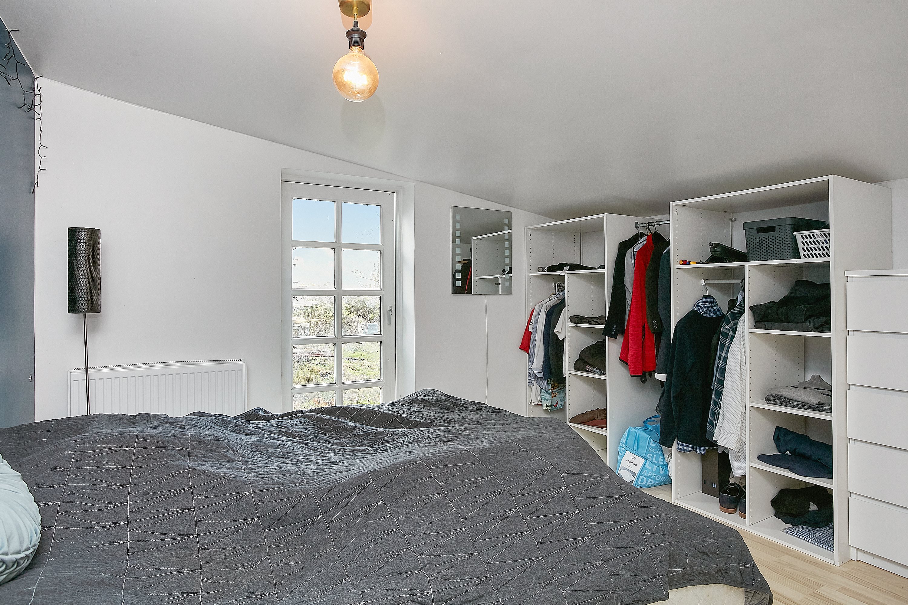 Fremhævet soveværelse billede i fuldskærmstilstand. Billede af Bjørnkærvej 30, 8783 Hornsyld