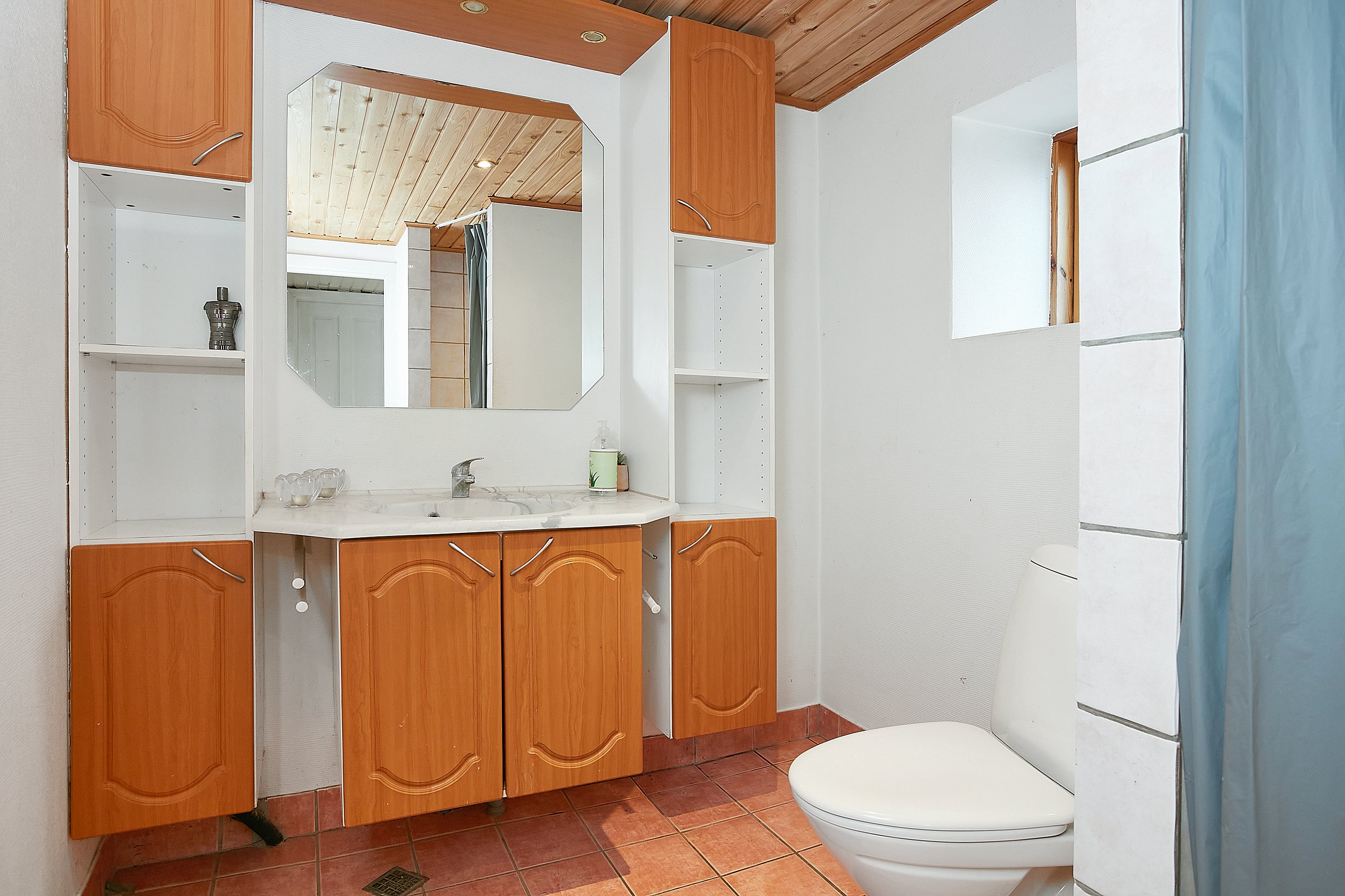 Fremhævet badeværelse billede i fuldskærmstilstand. Billede af Bjørnkærvej 30, 8783 Hornsyld