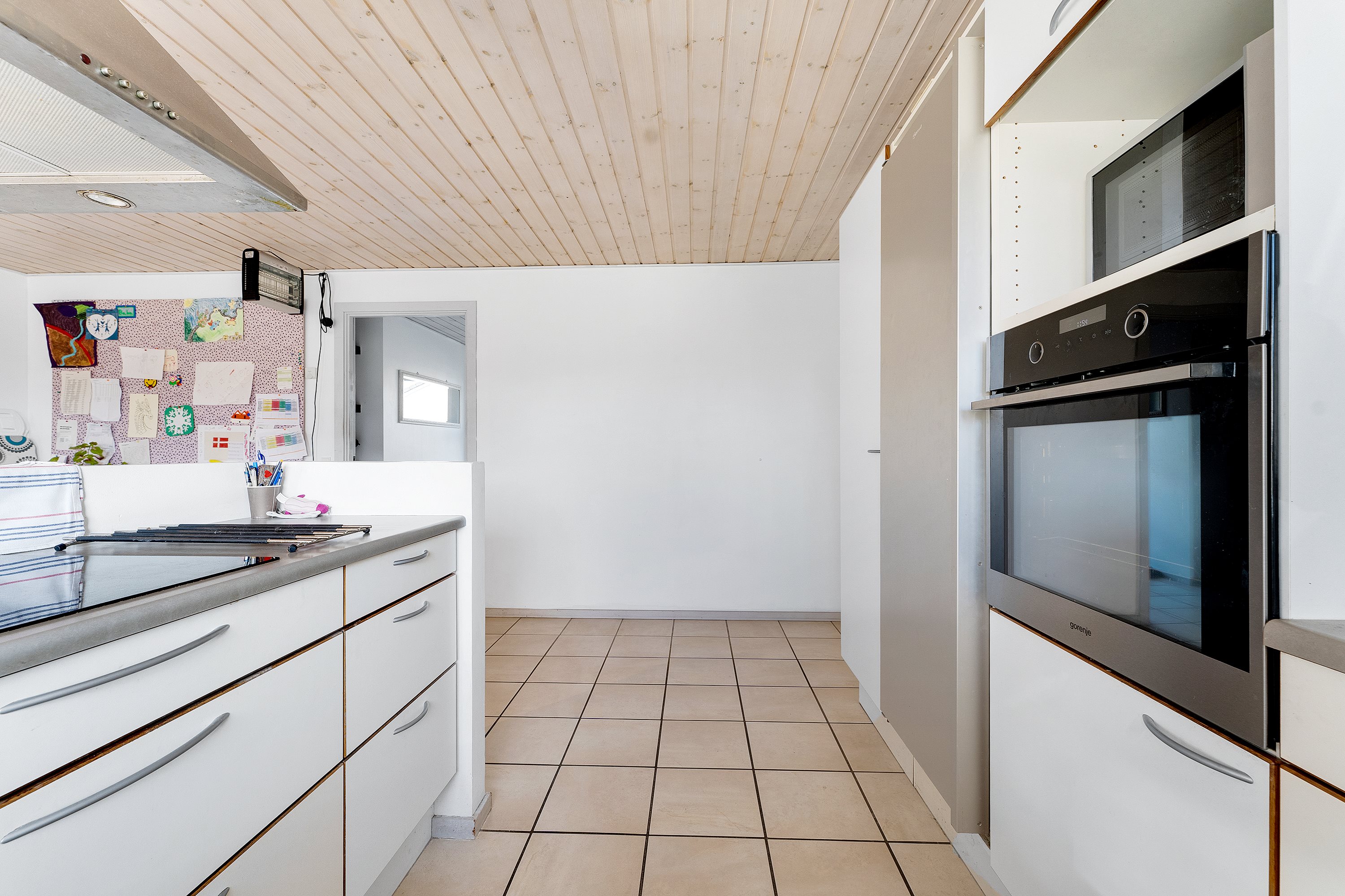 Fremhævet køkken billede i fuldskærmstilstand. Billede af Vædderen 3, 8920 Randers NV