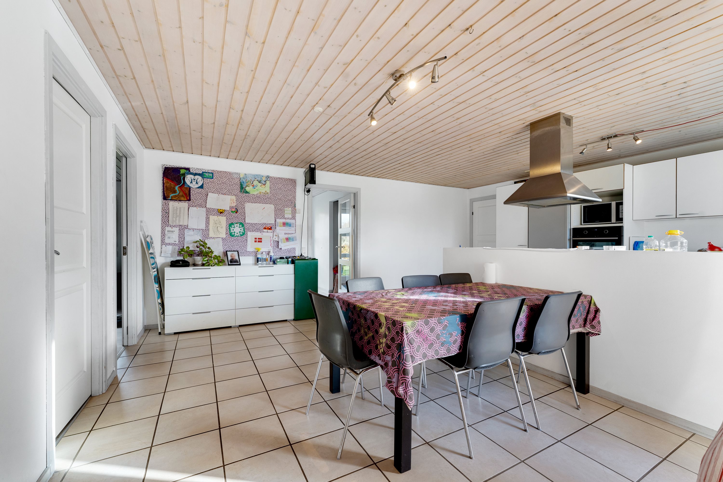 Fremhævet alrum billede i fuldskærmstilstand. Billede af Vædderen 3, 8920 Randers NV