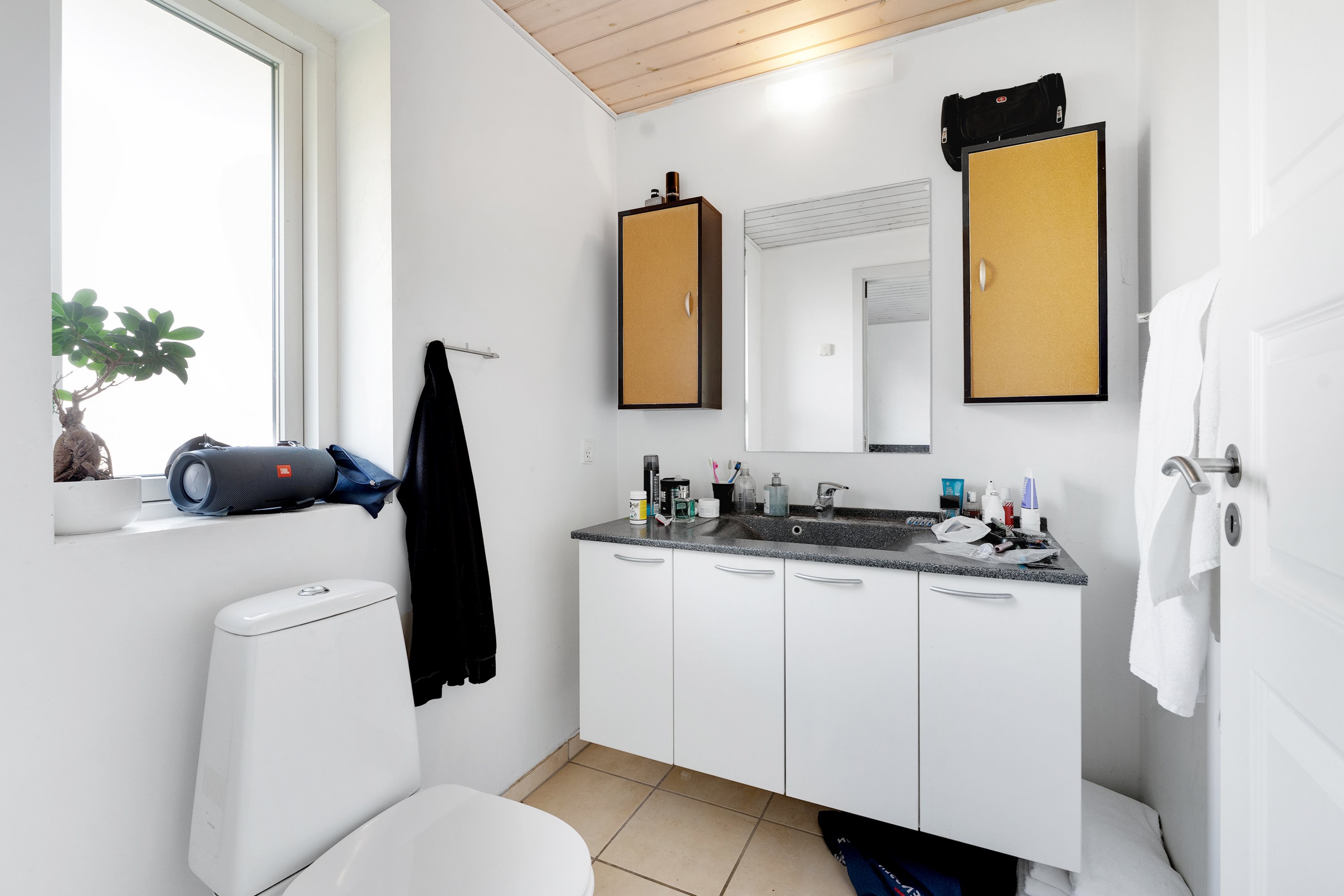 Fremhævet badeværelse billede i fuldskærmstilstand. Billede af Vædderen 3, 8920 Randers NV