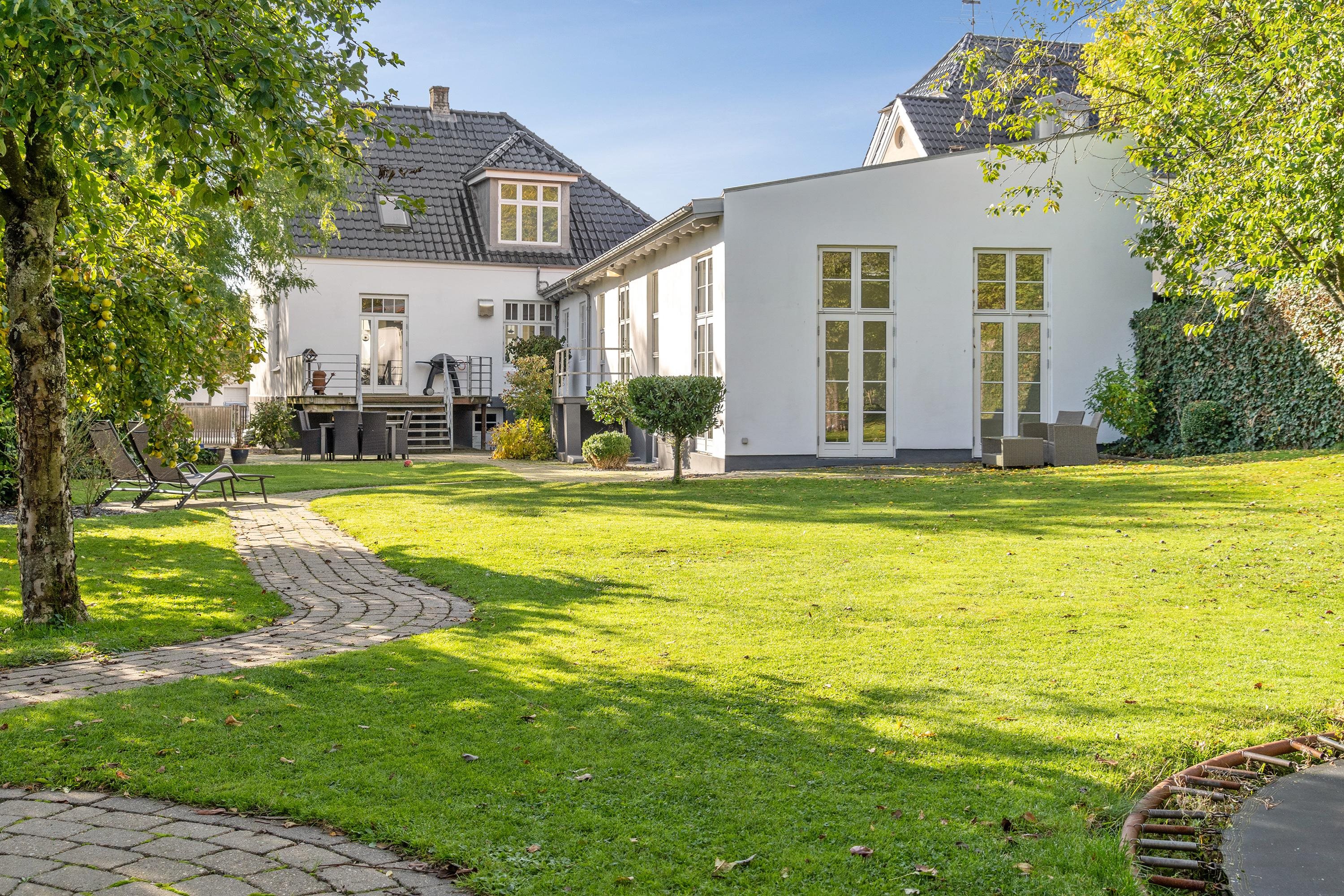 Fremhævet ejendommen billede i fuldskærmstilstand. Billede af Karpedam 7, 6200 Aabenraa