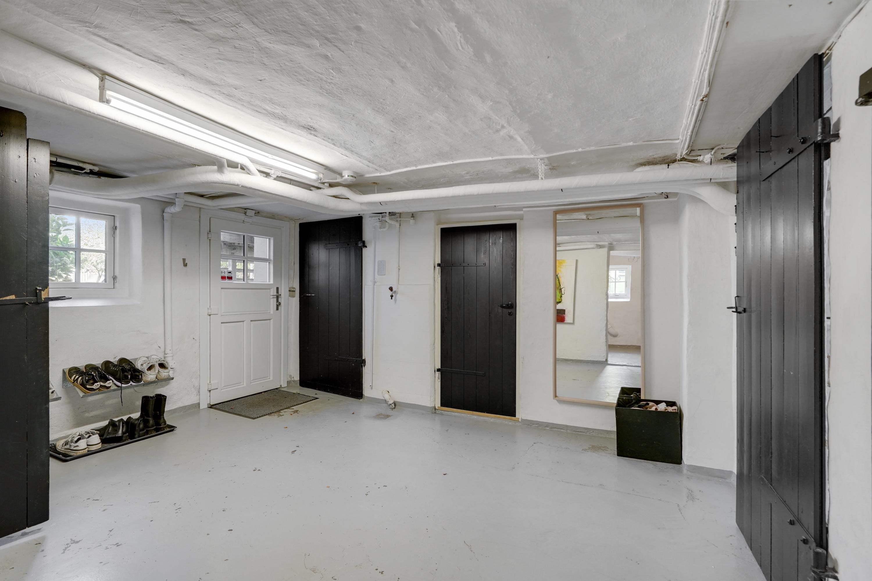 Fremhævet disponibel billede i fuldskærmstilstand. Billede af Karpedam 7, 6200 Aabenraa