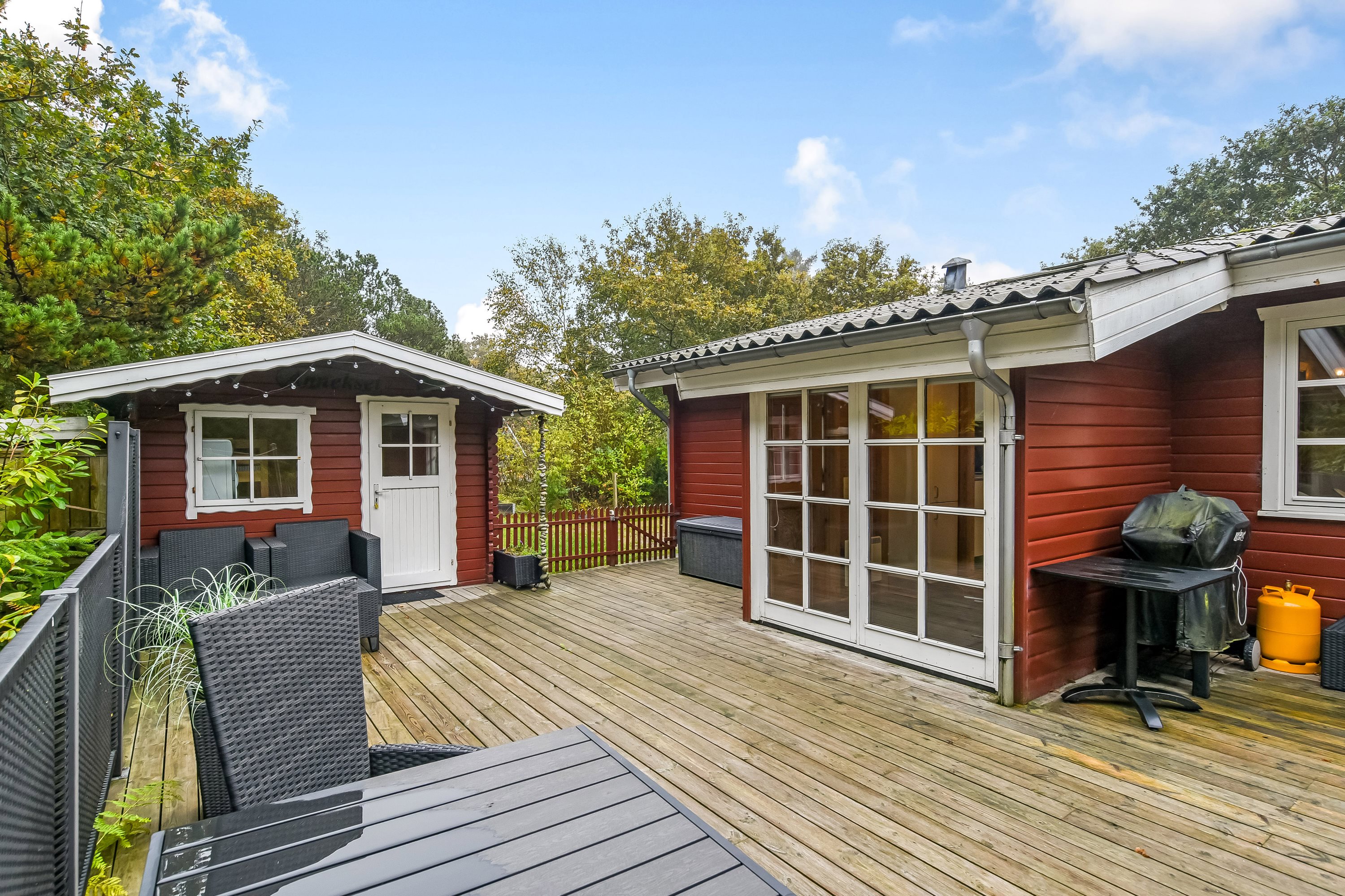 Fremhævet terrasse billede i fuldskærmstilstand. Billede af Bøgealle 12, Lodbj Hede, 6950 Ringkøbing