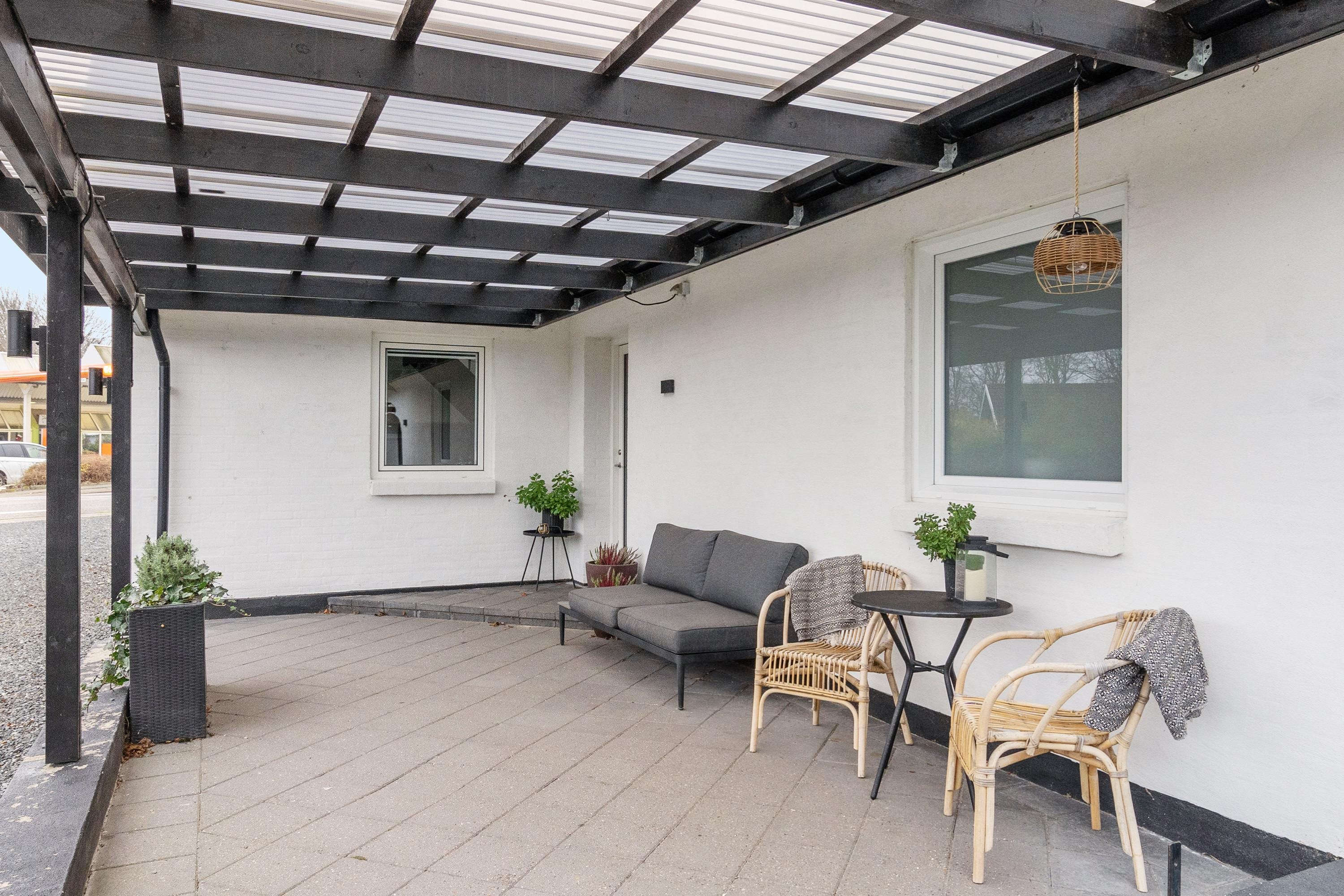 Fremhævet overdækket terrasse billede i fuldskærmstilstand. Billede af Aalborgvej 45, Hornum, 9600 Aars