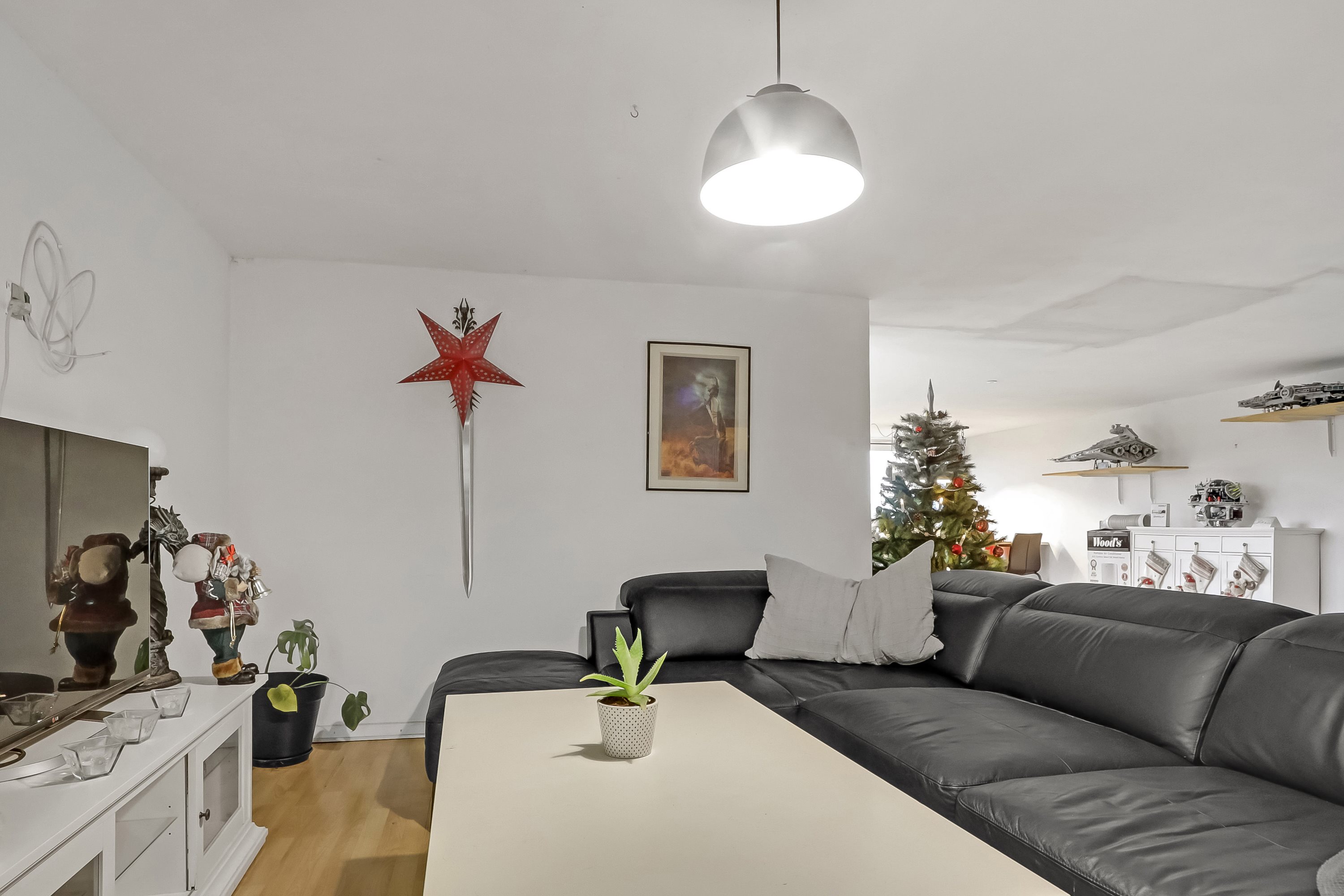 Fremhævet stue billede i fuldskærmstilstand. Billede af Mellemvej 2, Gudbjerg Skov, 5892 Gudbjerg Sydfyn