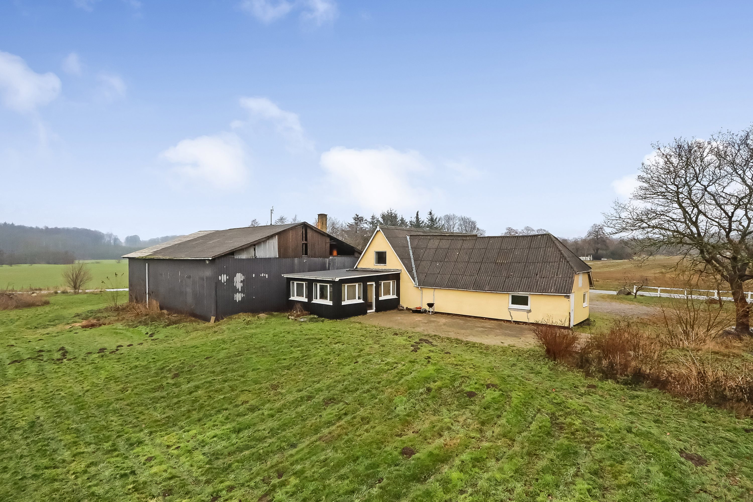 Fremhævet ejendommen billede i fuldskærmstilstand. Billede af Mellemvej 2, Gudbjerg Skov, 5892 Gudbjerg Sydfyn