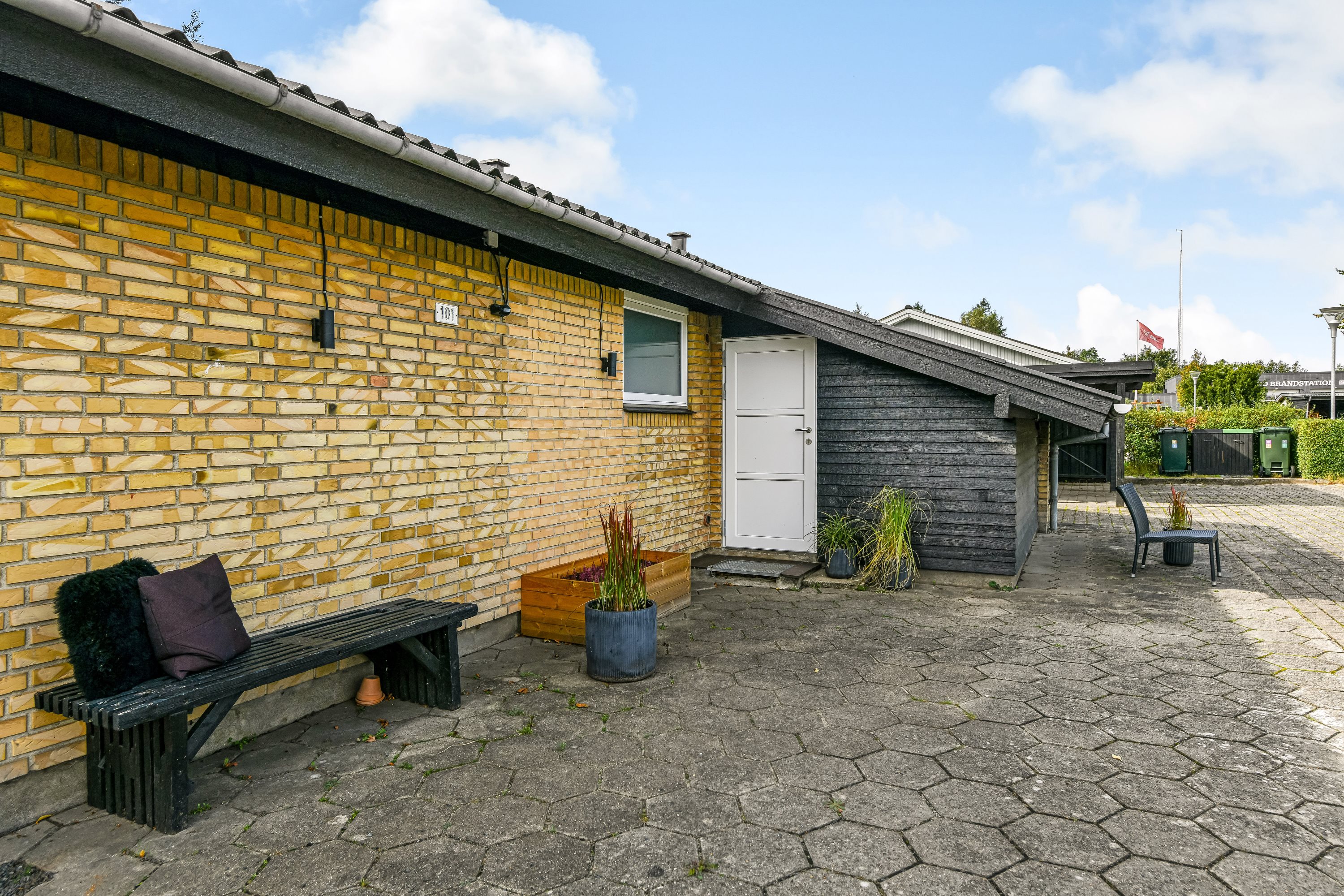 Fremhævet terrasse billede i fuldskærmstilstand. Billede af Elmelunden 101, 7190 Billund