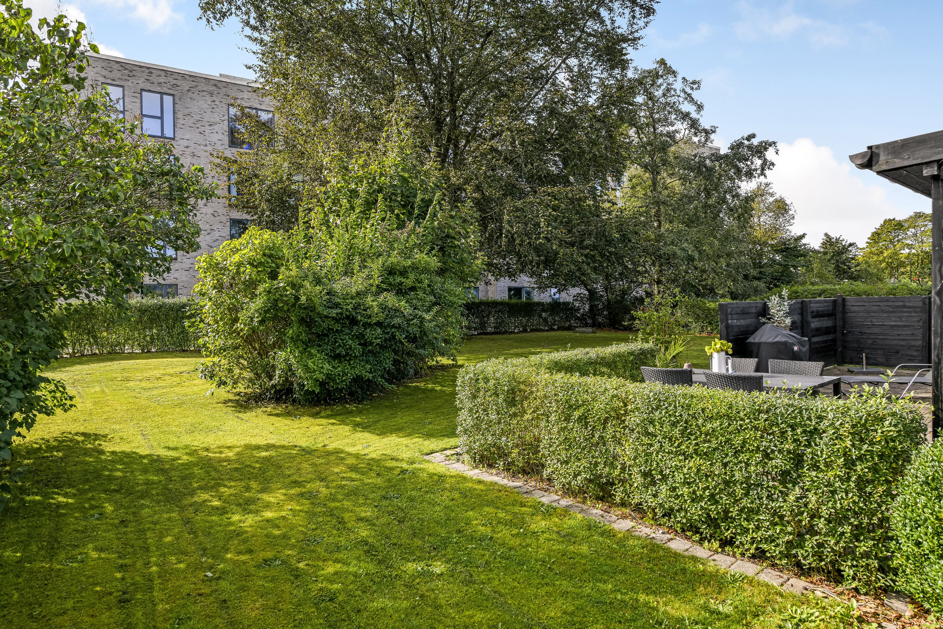 Fremhævet have billede i fuldskærmstilstand. Billede af Elmelunden 101, 7190 Billund