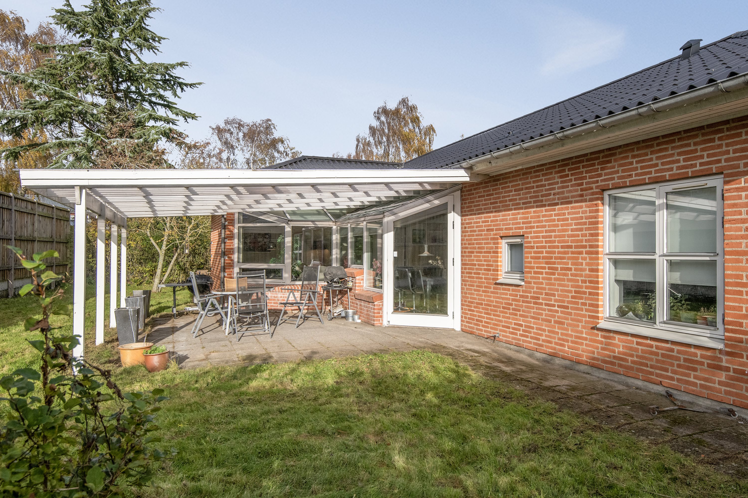 Fremhævet ejendommen billede i fuldskærmstilstand. Billede af Davids Alle 10A, Kærby, 9000 Aalborg