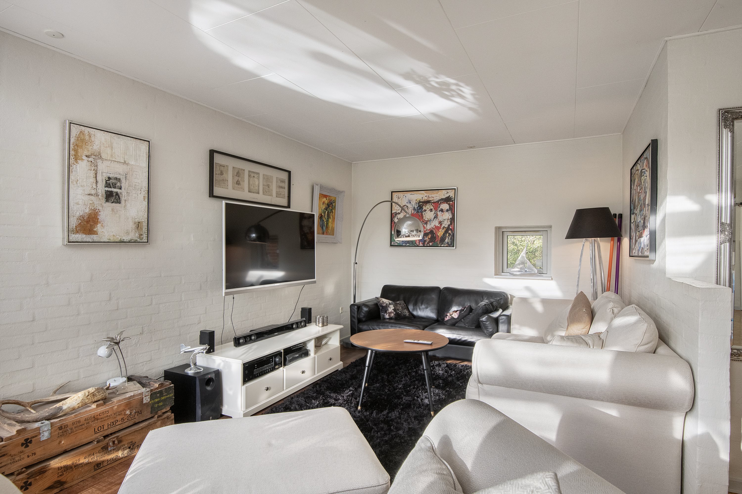 Fremhævet stue billede i fuldskærmstilstand. Billede af Davids Alle 10A, Kærby, 9000 Aalborg