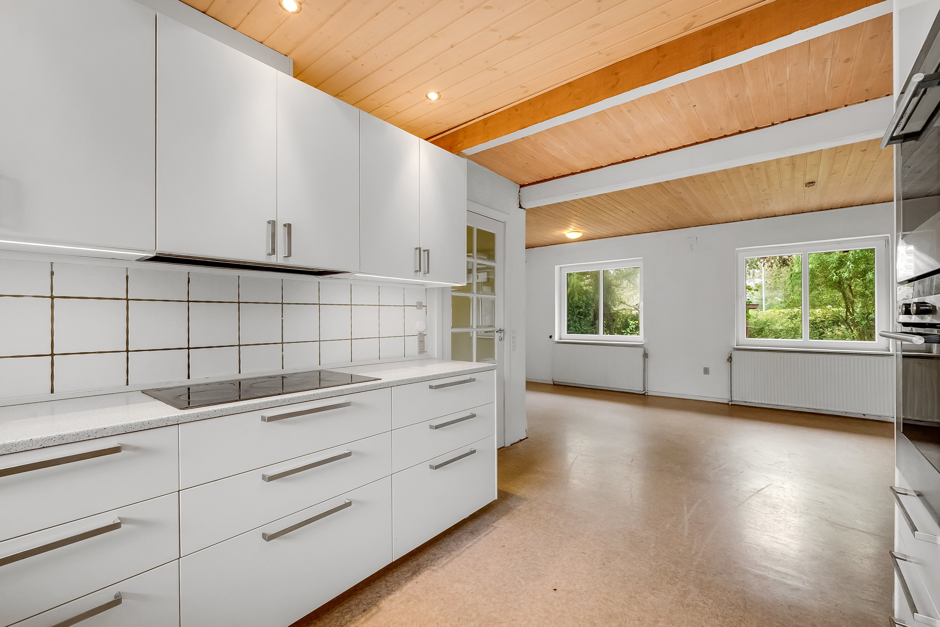 Fremhævet køkken alrum billede i fuldskærmstilstand. Billede af Toftevej 1, Bølling, 6900 Skjern