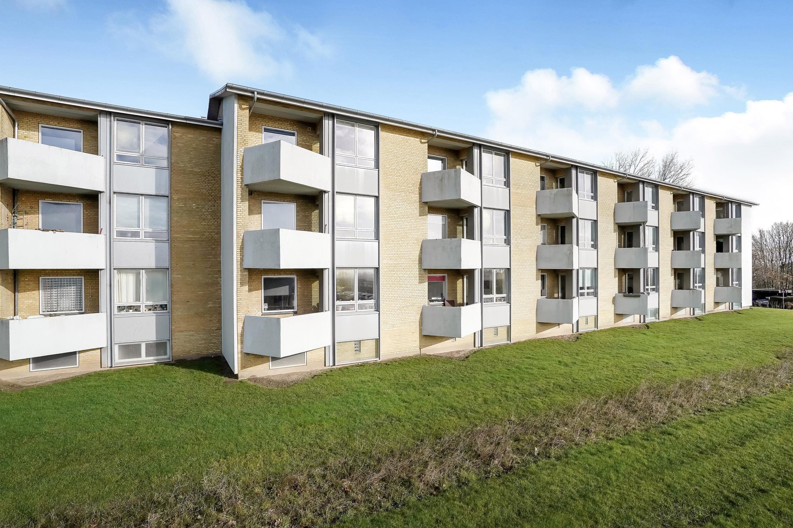 Fremhævet andet billede i fuldskærmstilstand. Billede af Stjernevej 5, st.. th., 7100 Vejle