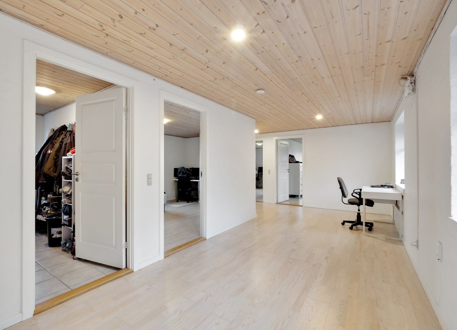 Fremhævet gang billede i fuldskærmstilstand. Billede af Tolsbro 13, Flade, 7900 Nykøbing M