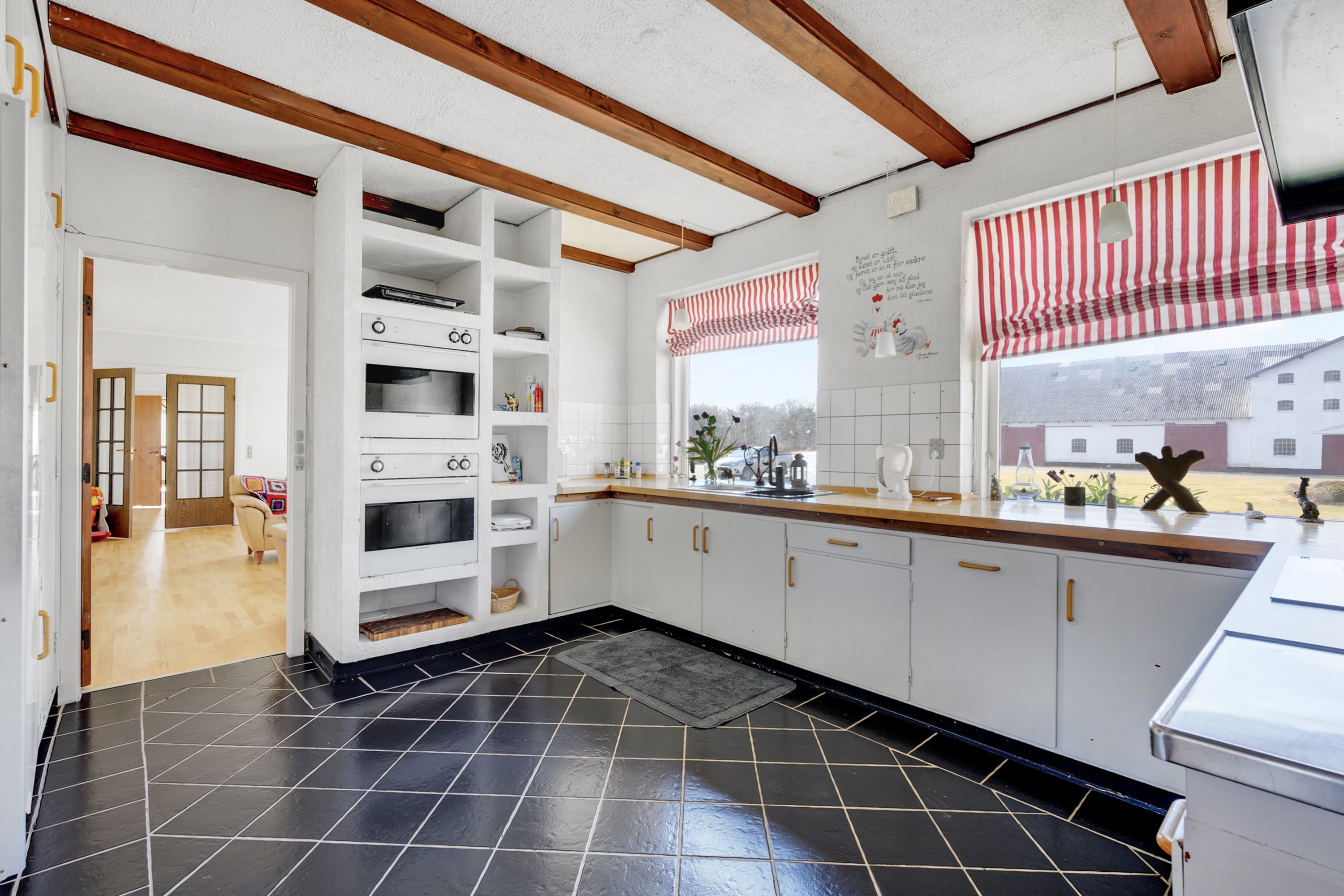 Fremhævet andet billede i fuldskærmstilstand. Billede af Dybvadgårdsvej 8A, 9352 Dybvad