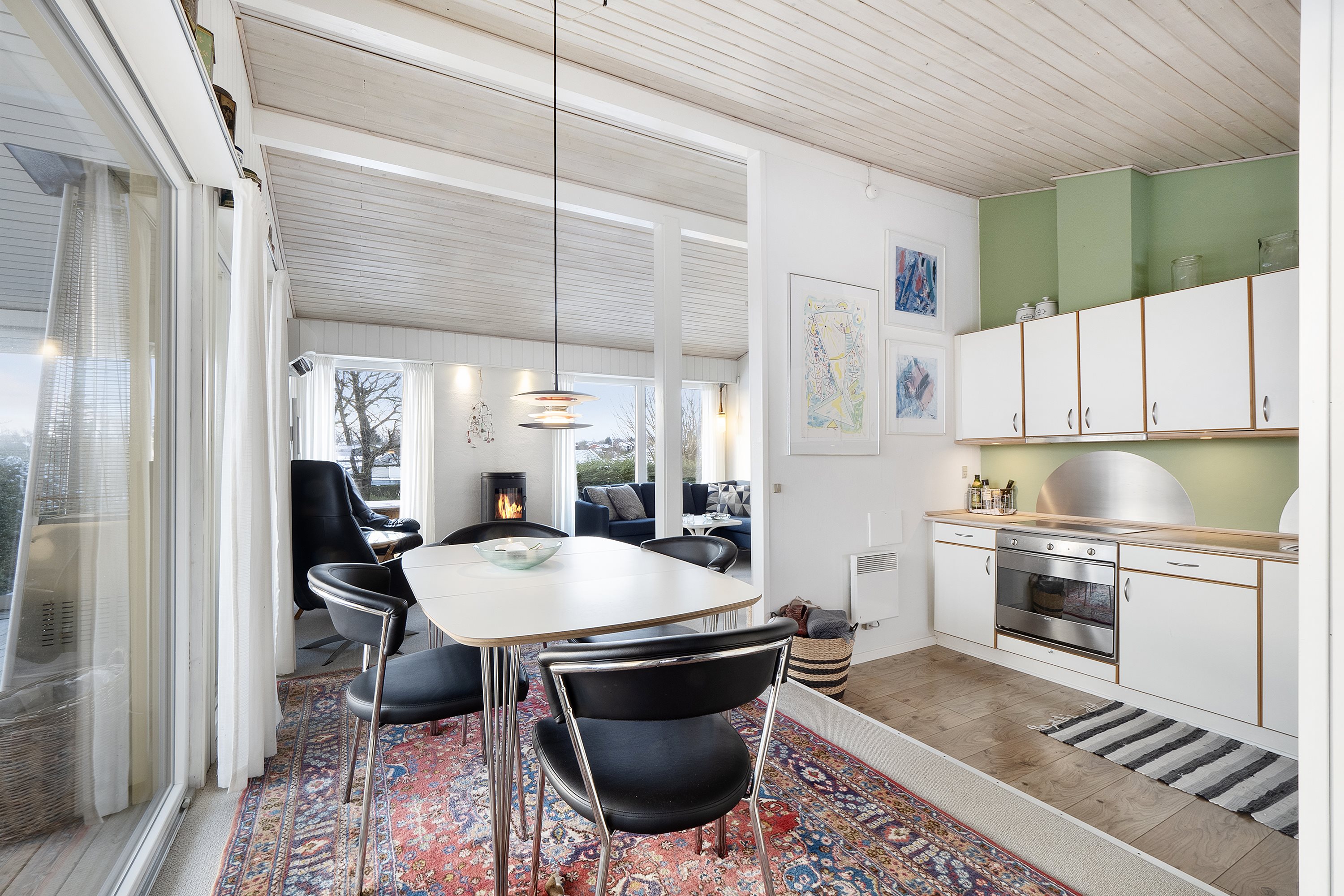 Fremhævet køkken alrum billede i fuldskærmstilstand. Billede af Stranddalen 95, Eskov, 7870 Roslev