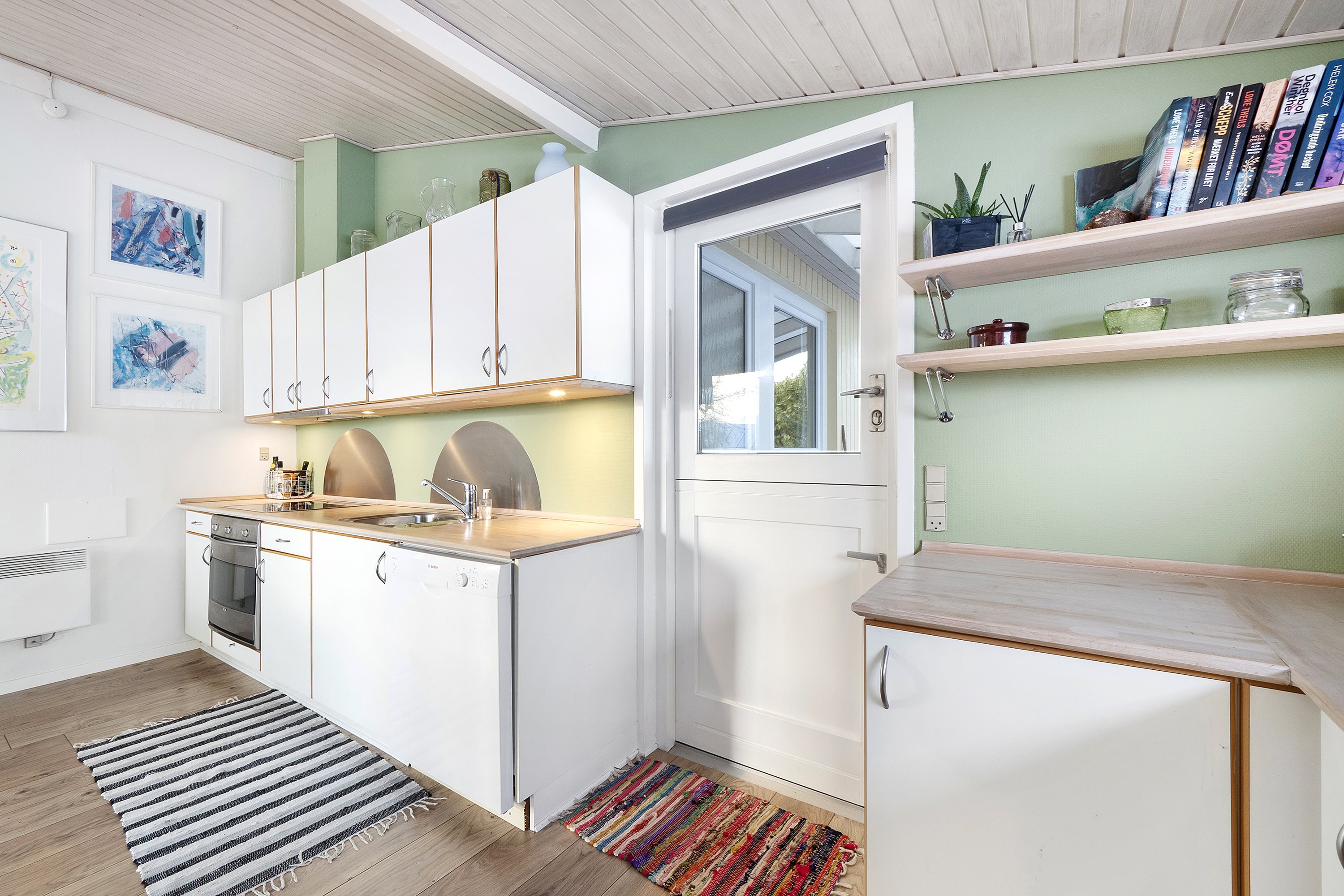 Fremhævet køkken billede i fuldskærmstilstand. Billede af Stranddalen 95, Eskov, 7870 Roslev