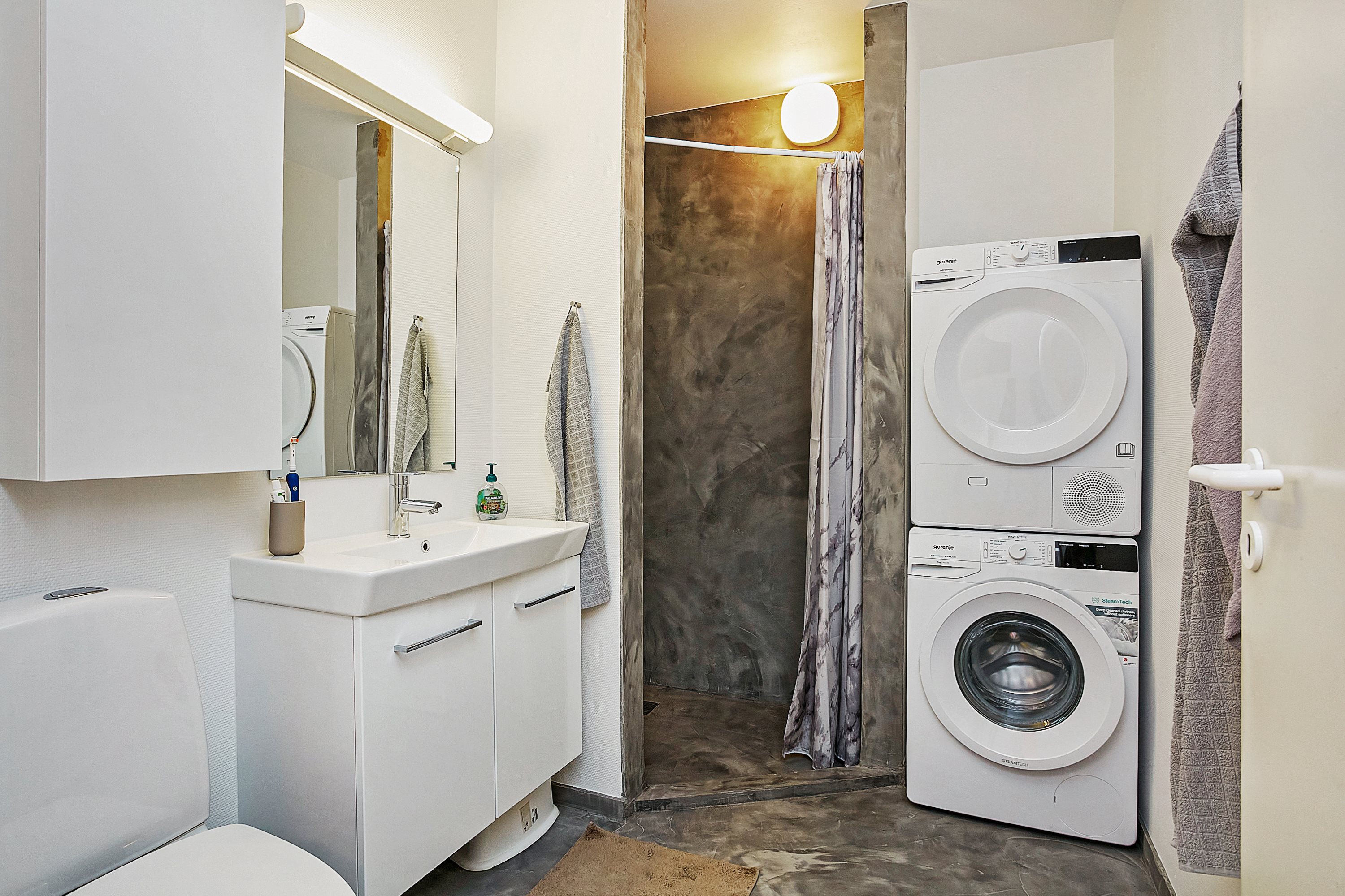 Fremhævet badeværelse billede i fuldskærmstilstand. Billede af Teatergården 2, st.. th., 8700 Horsens