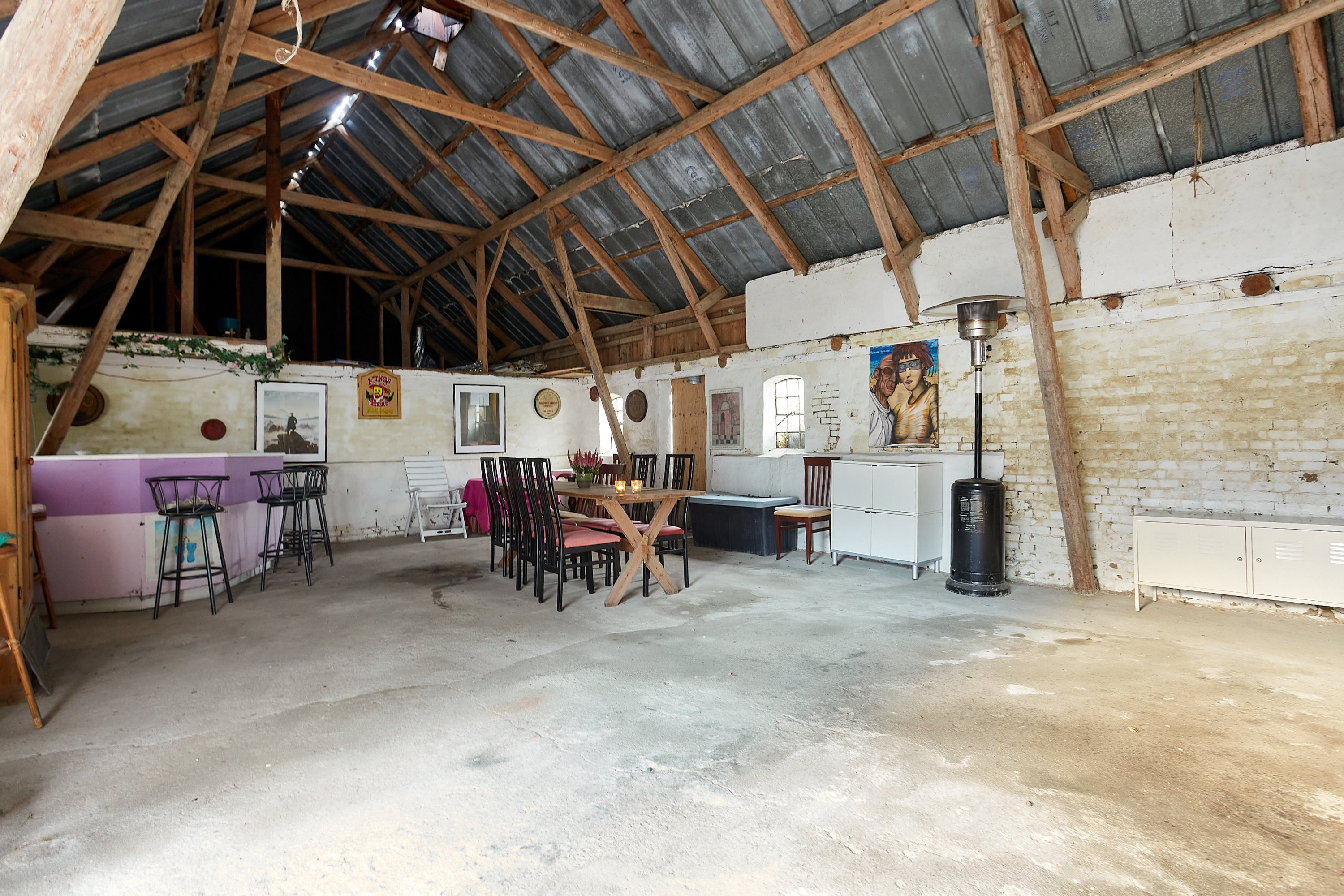 Fremhævet gildesal billede i fuldskærmstilstand. Billede af Brund Strandvej 19, Brund, 7130 Juelsminde