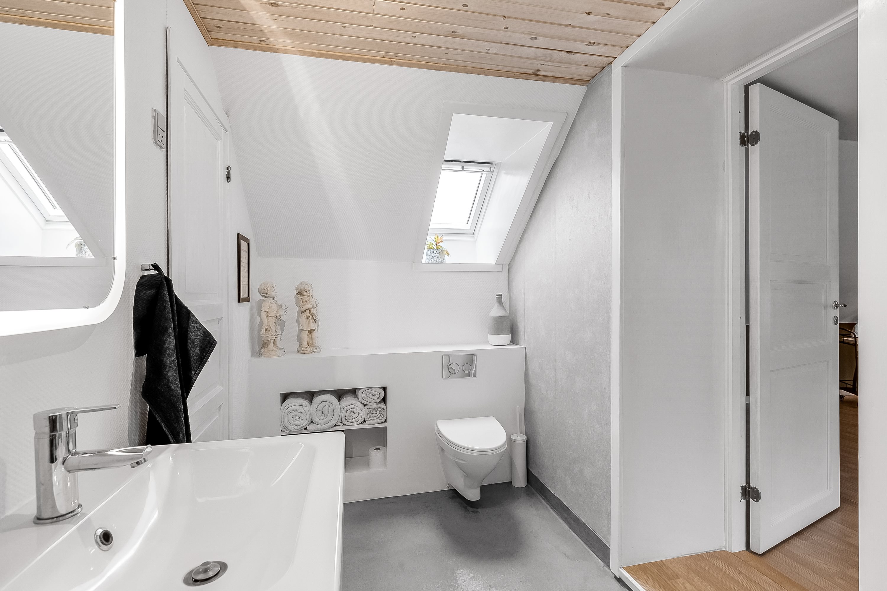 Fremhævet badeværelse billede i fuldskærmstilstand. Billede af Østergade 135, 6580 Vamdrup