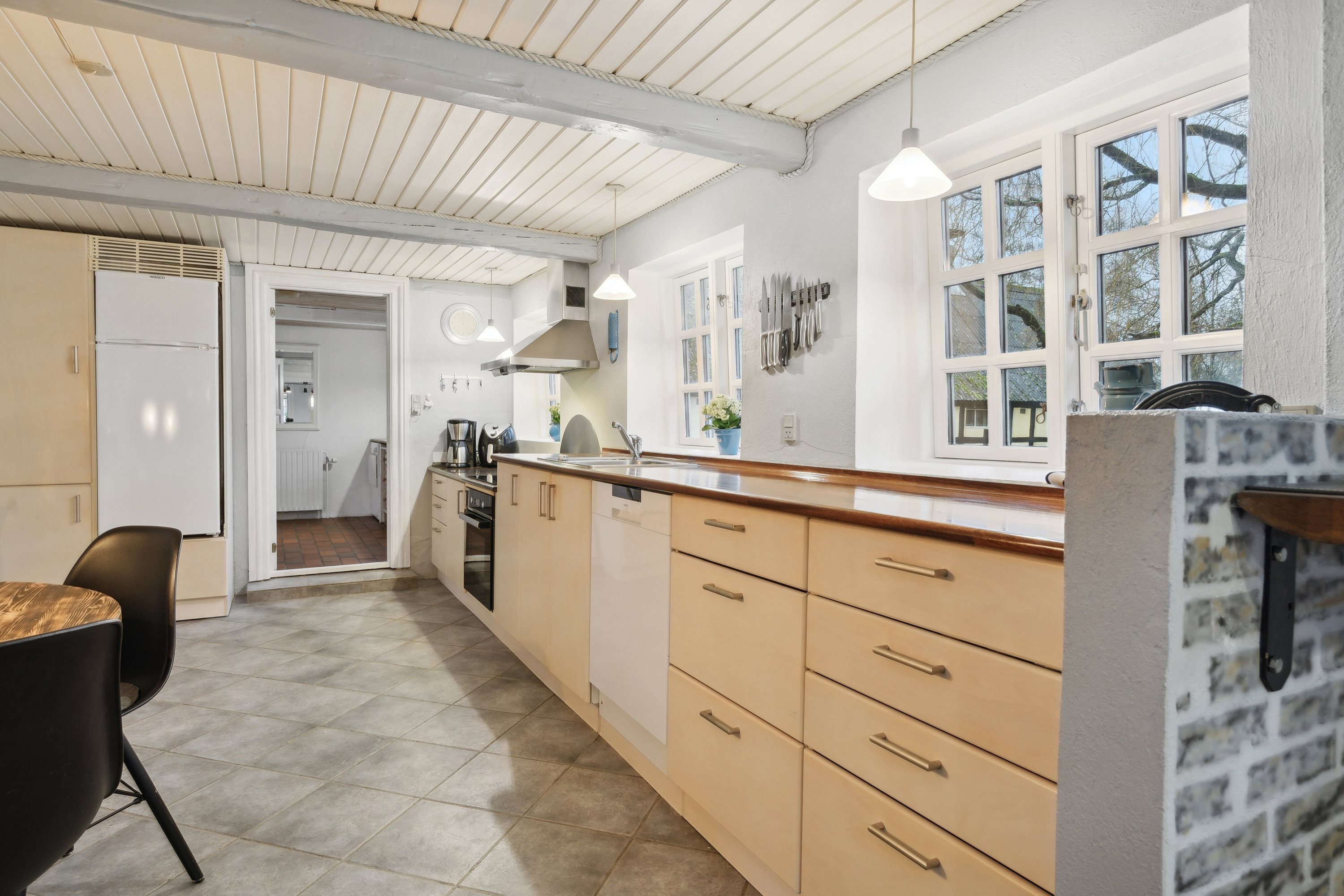 Fremhævet køkken billede i fuldskærmstilstand. Billede af Lindbjergvej 82, Lindbjerg, 8930 Randers NØ