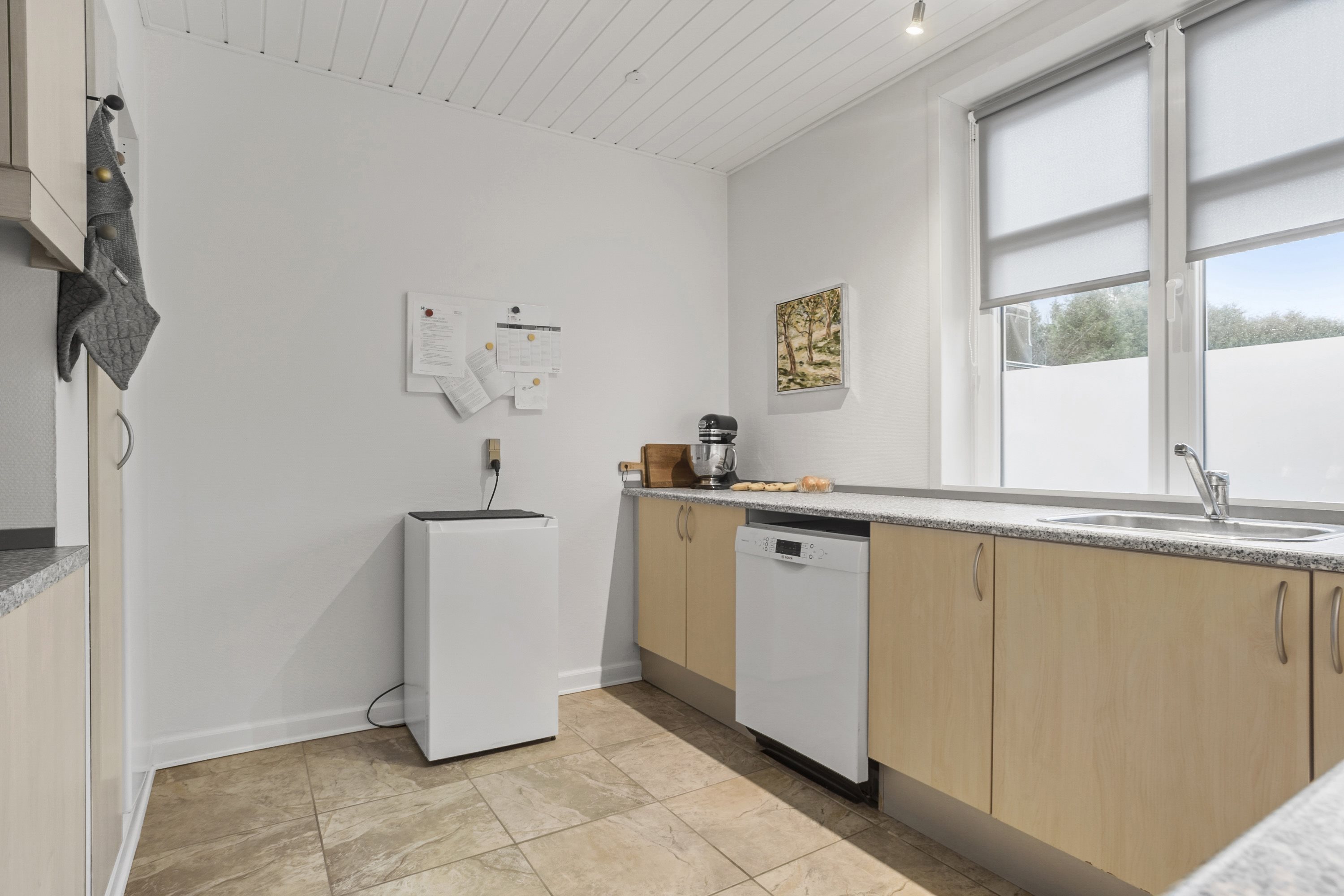 Fremhævet køkken billede i fuldskærmstilstand. Billede af Andstvej 3, 6621 Gesten