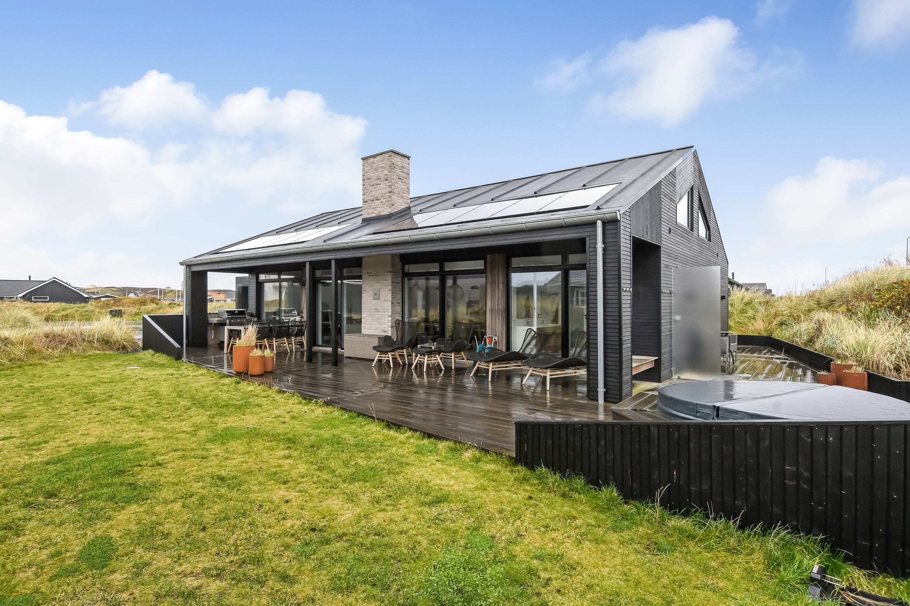 Miniaturebillede 1: ejendommen. Billede af Lodbergsvej 74, Søndervig, 6950 Ringkøbing